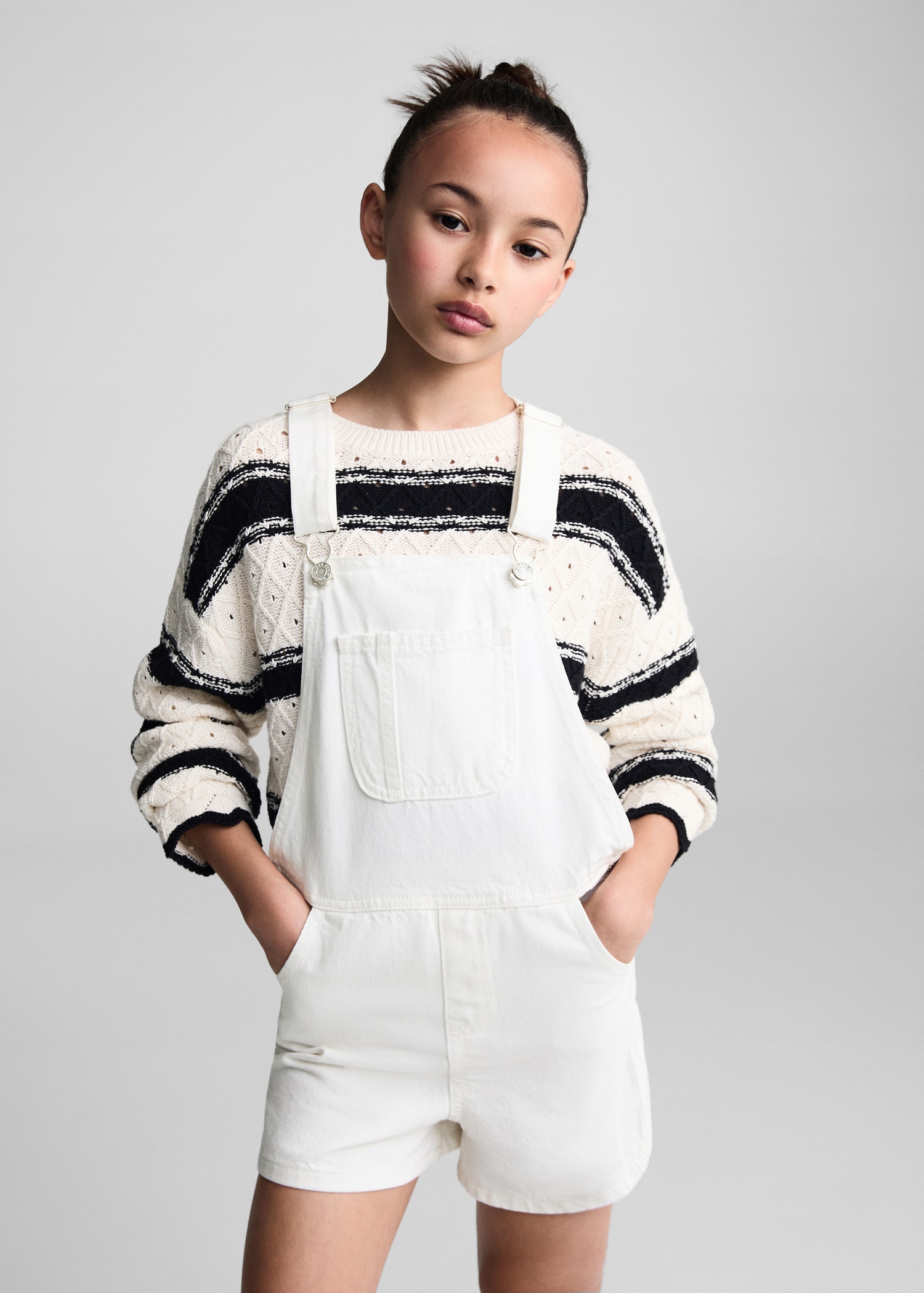 Peto vaquero corto Niña MANGO OUTLET España (Península y Baleares)