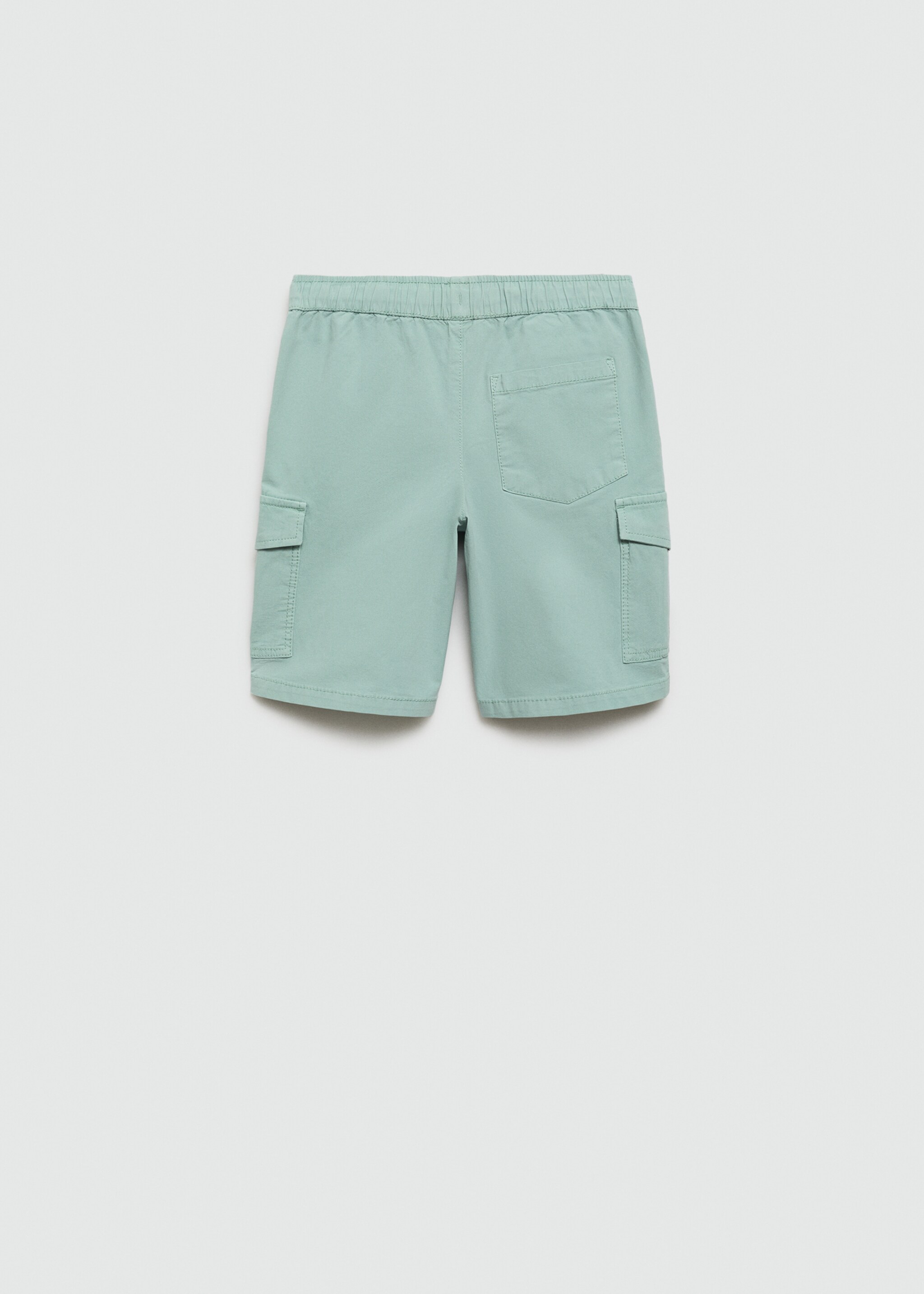 Cargo pockets Bermuda shorts - Reverse of the article