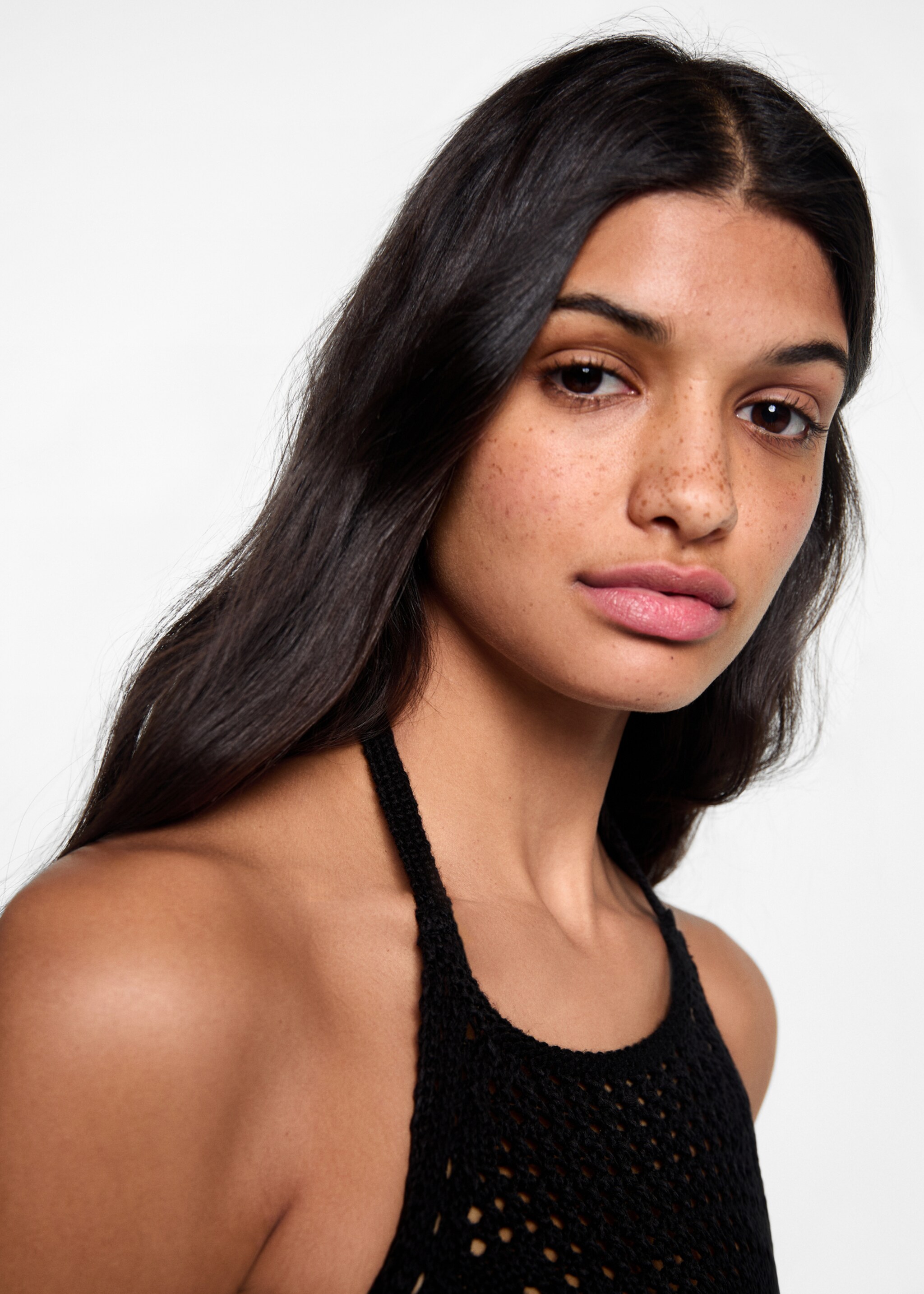 Halter neck crochet top - Details of the article 1, Black. Ref: 67078271-00.