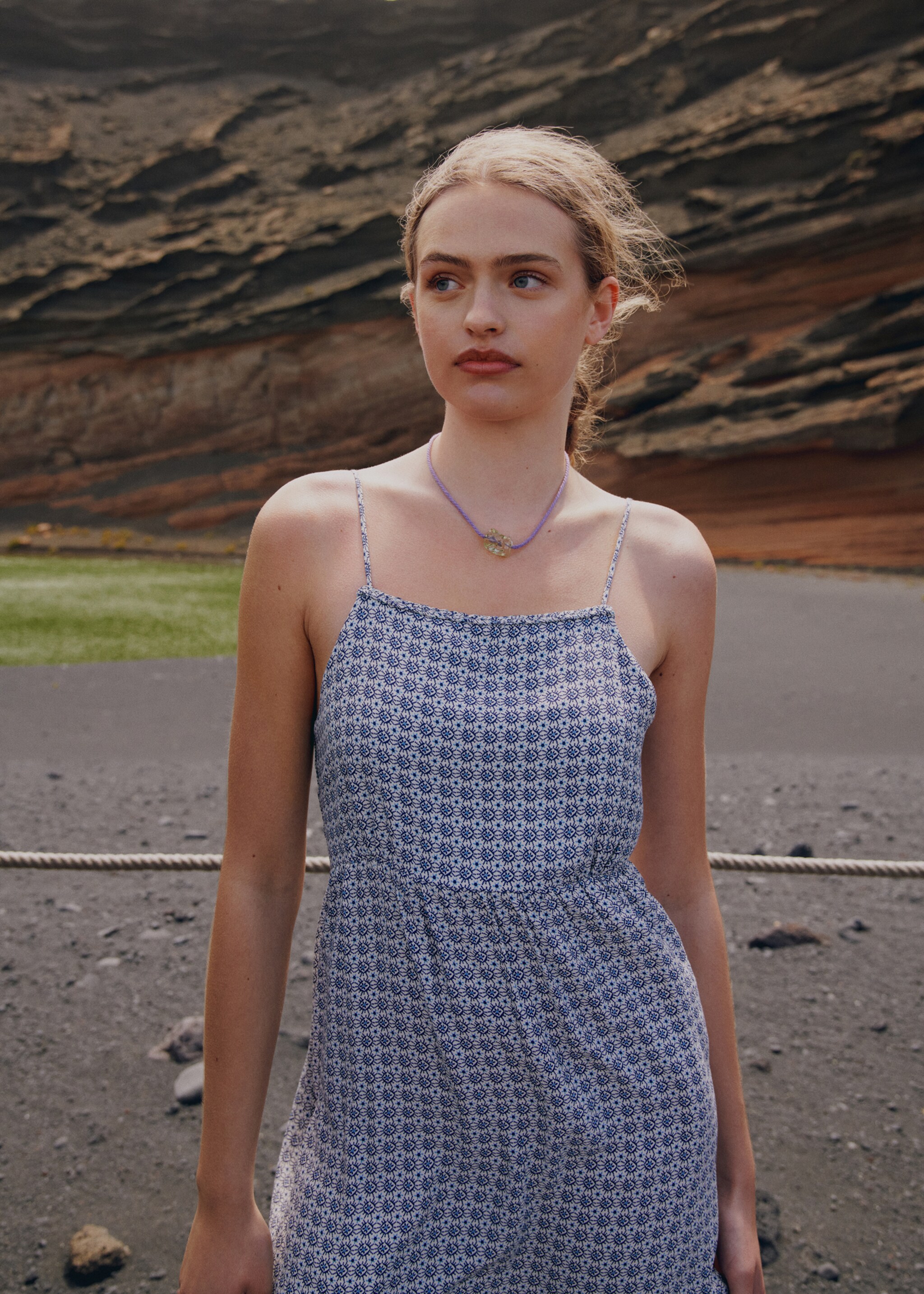 Ruffled printed dress - Details of the article 5