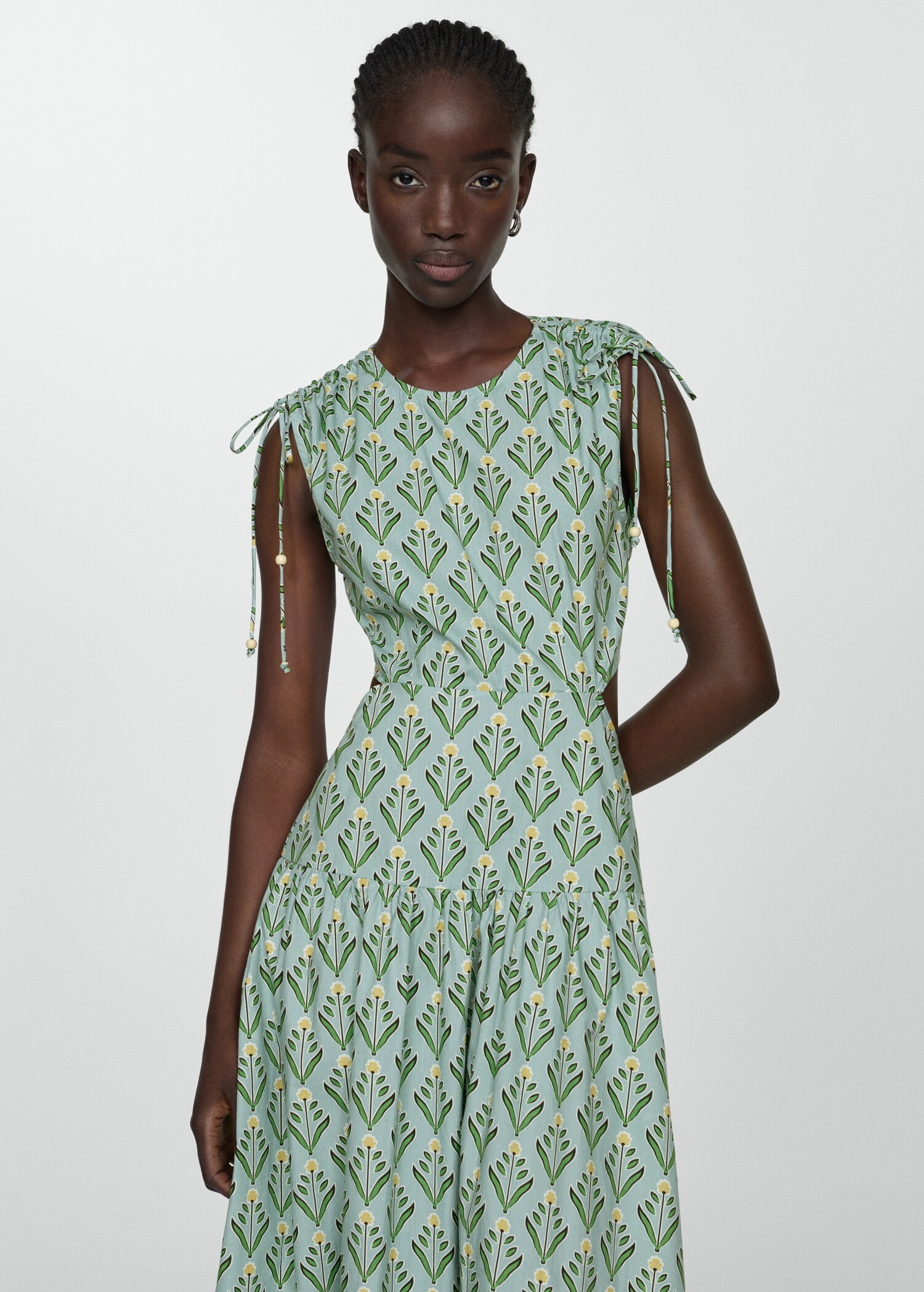 Printed dress with openings - Medium plane