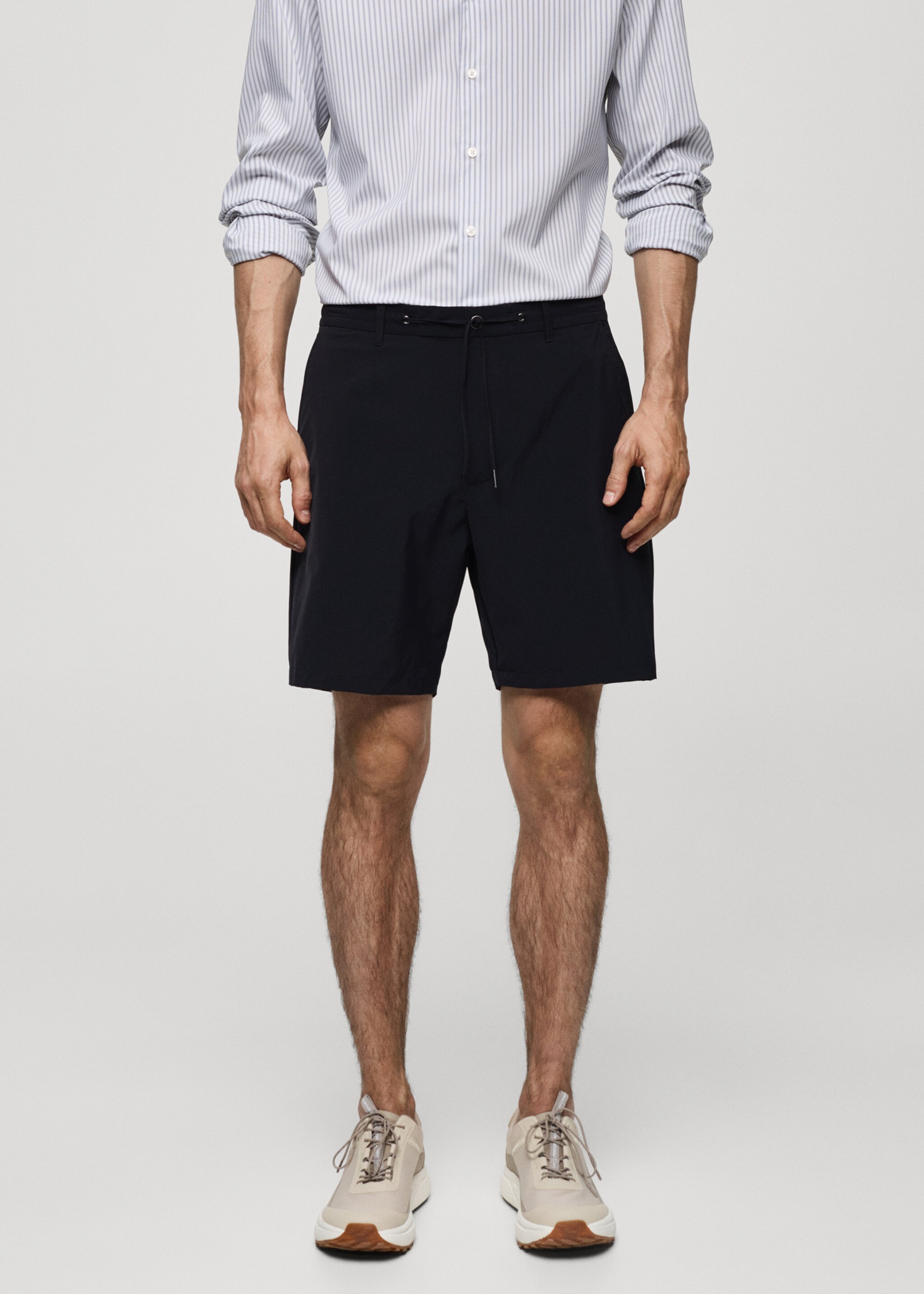 Calções regular fit com cordão - Plano médio