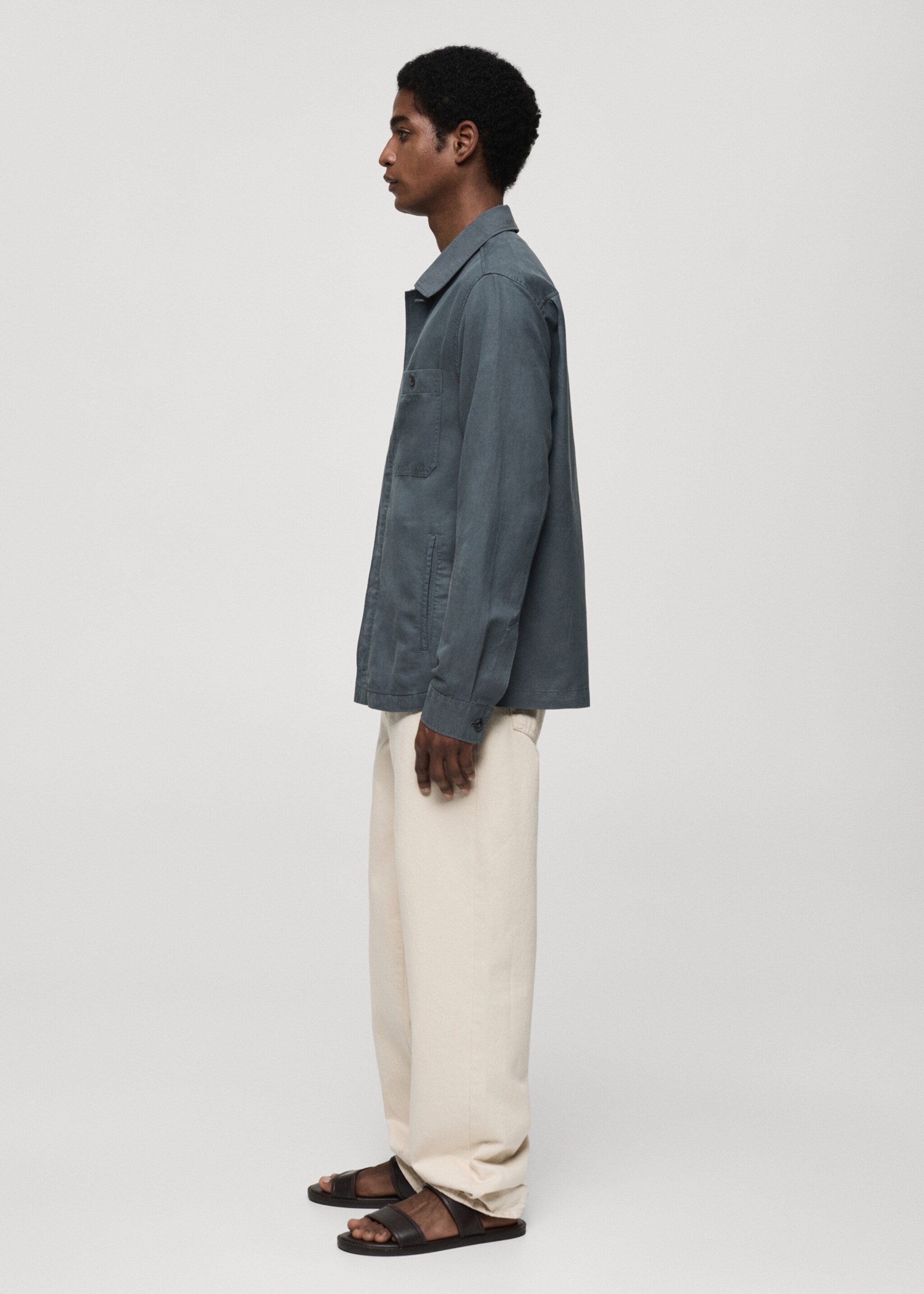 Slim-fit Tencel linen overshirt - Details of the article 2