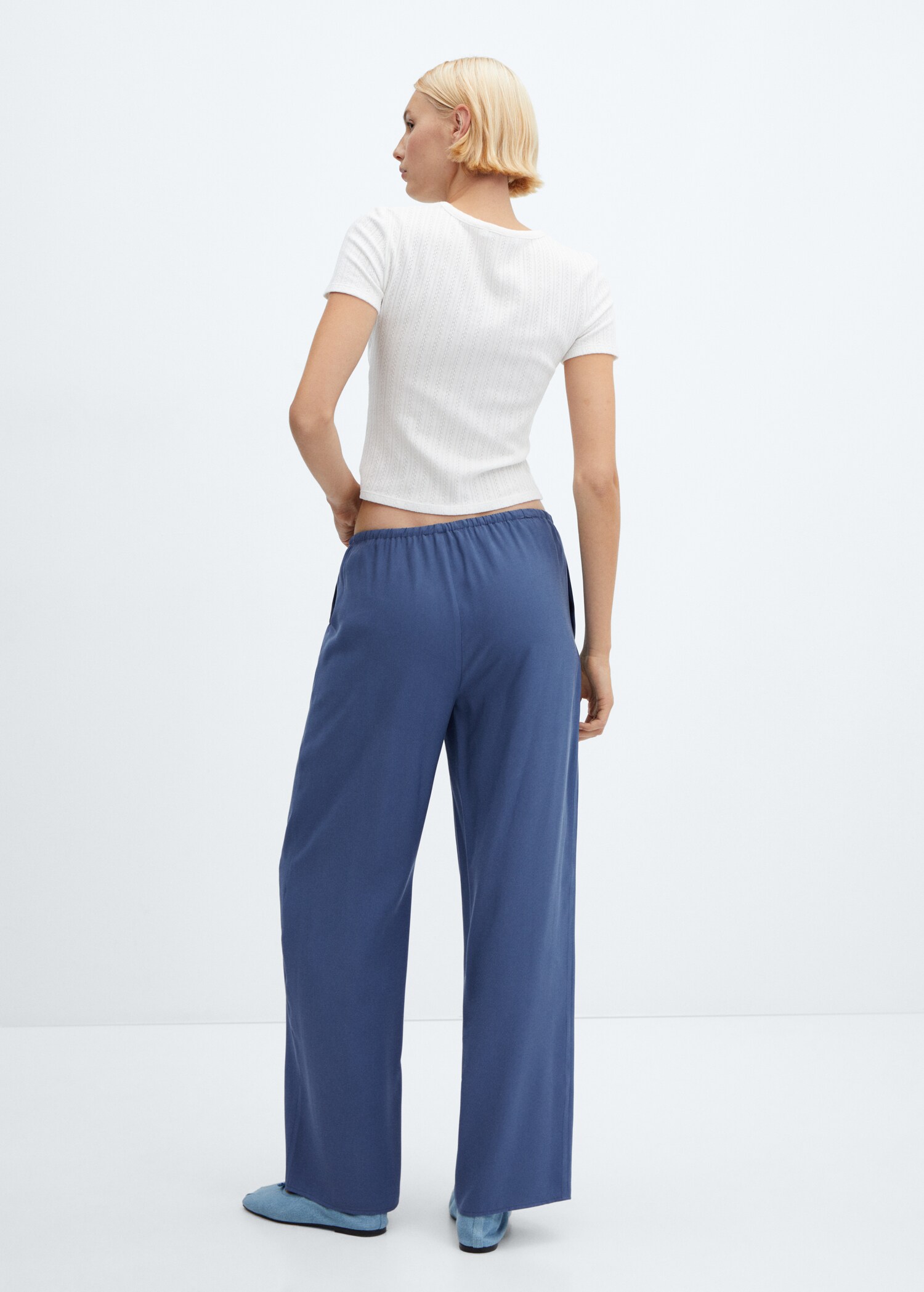 Wideleg trousers with elastic waist - Reverse of the article