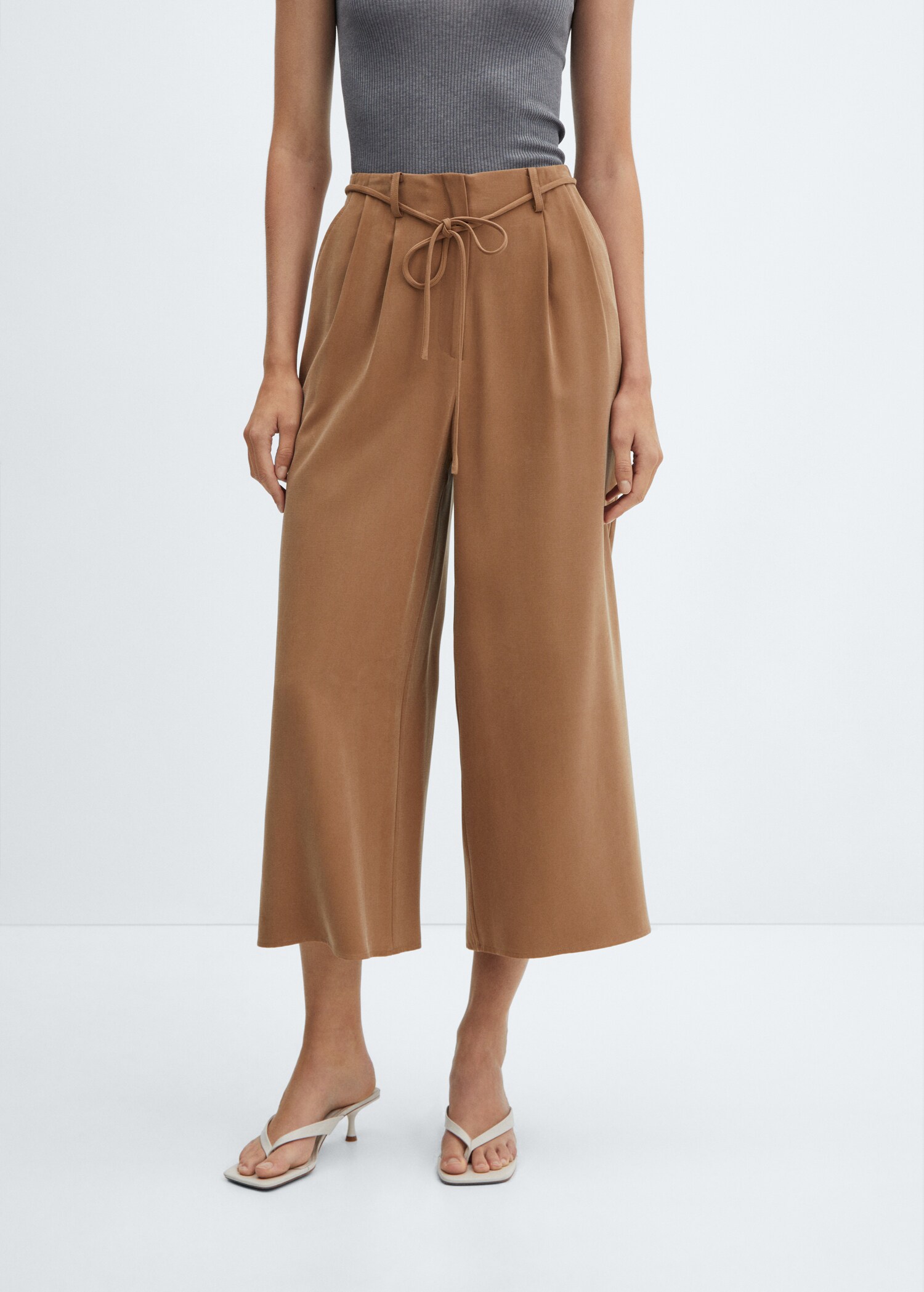 Wideleg trousers with belt - Medium plane