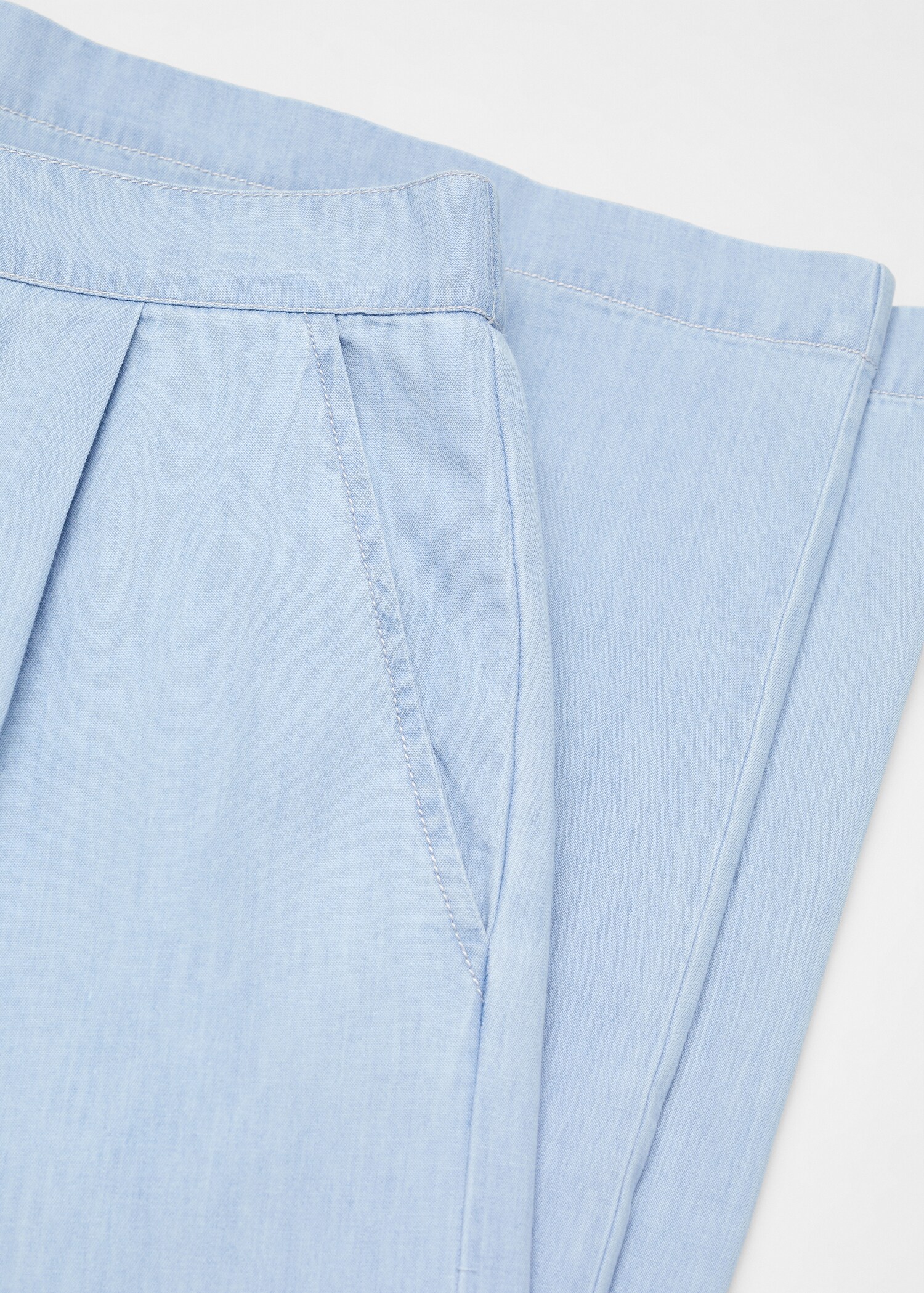 Pleated culottes trousers - Details of the article 8