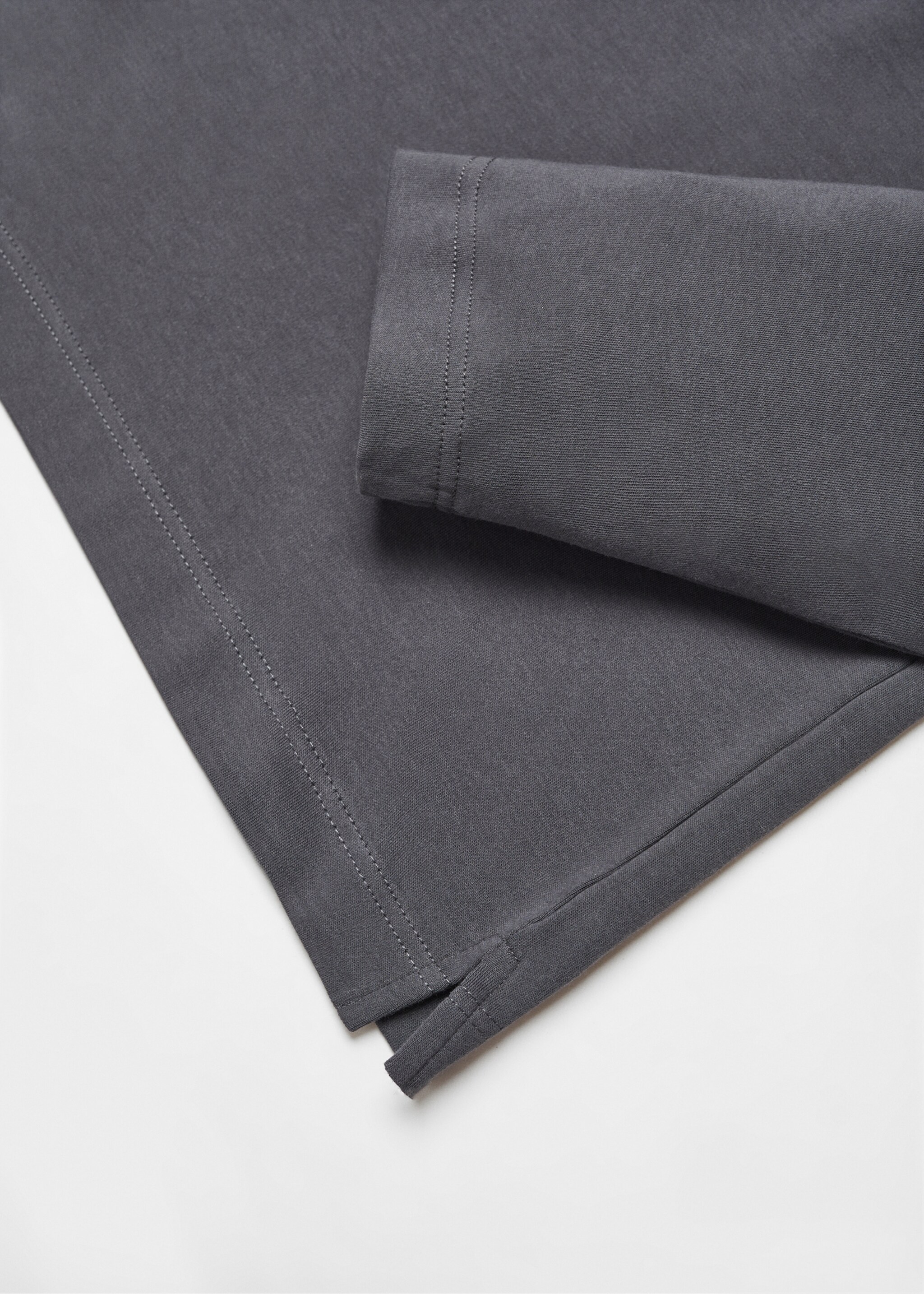 100% cotton long-sleeved t-shirt - Details of the article 8, Dark Grey. Ref: 67080438-00.