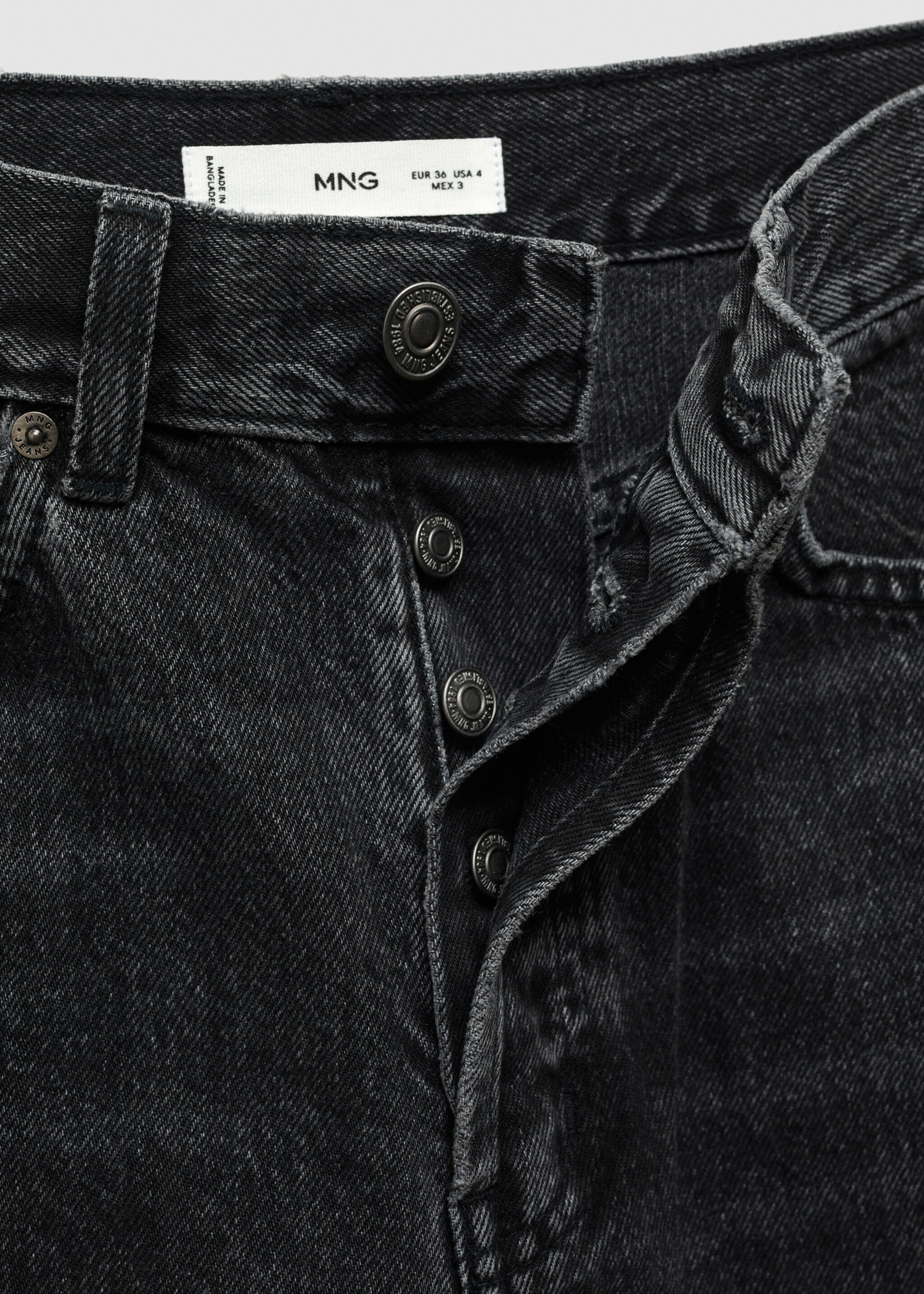 Straight jeans with forward seams - Details of the article 8, Black denim. Ref: 67080449-00.