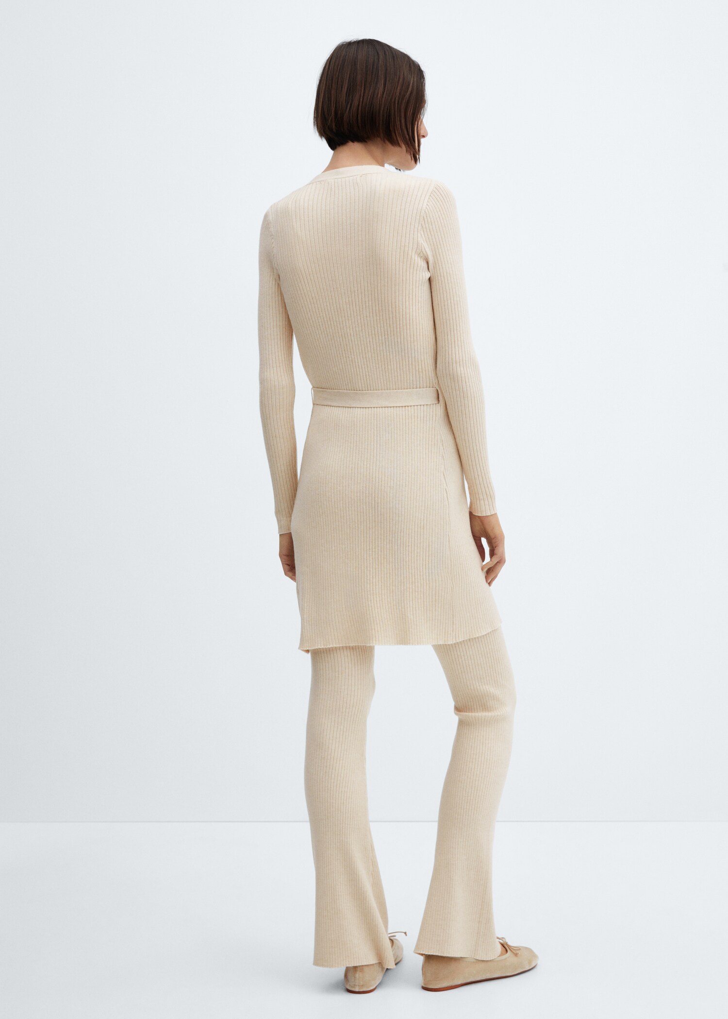 Wrap cable knit cardigan - Reverse of the article