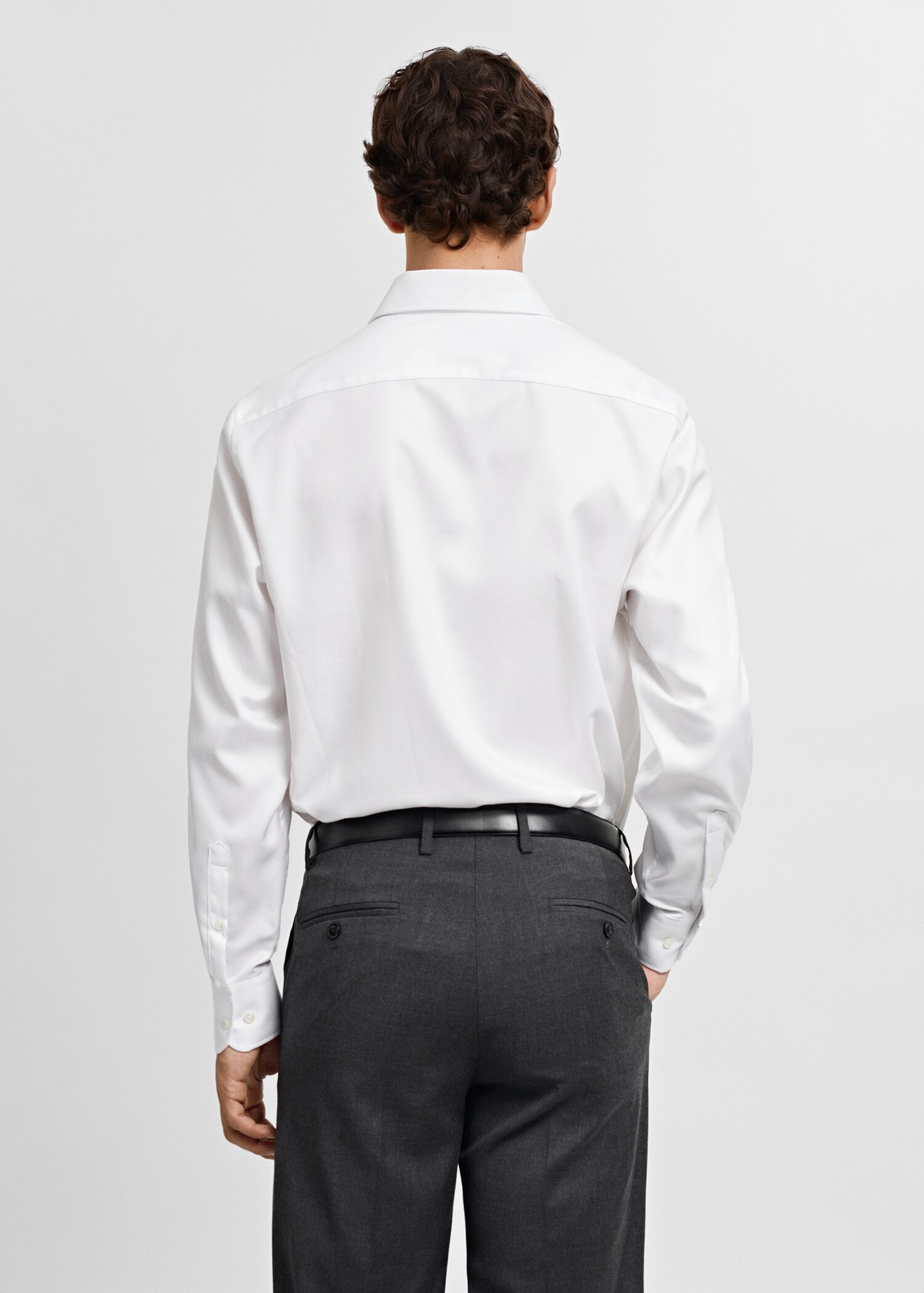 Regular-fit structured suit shirt - Reverse of the article