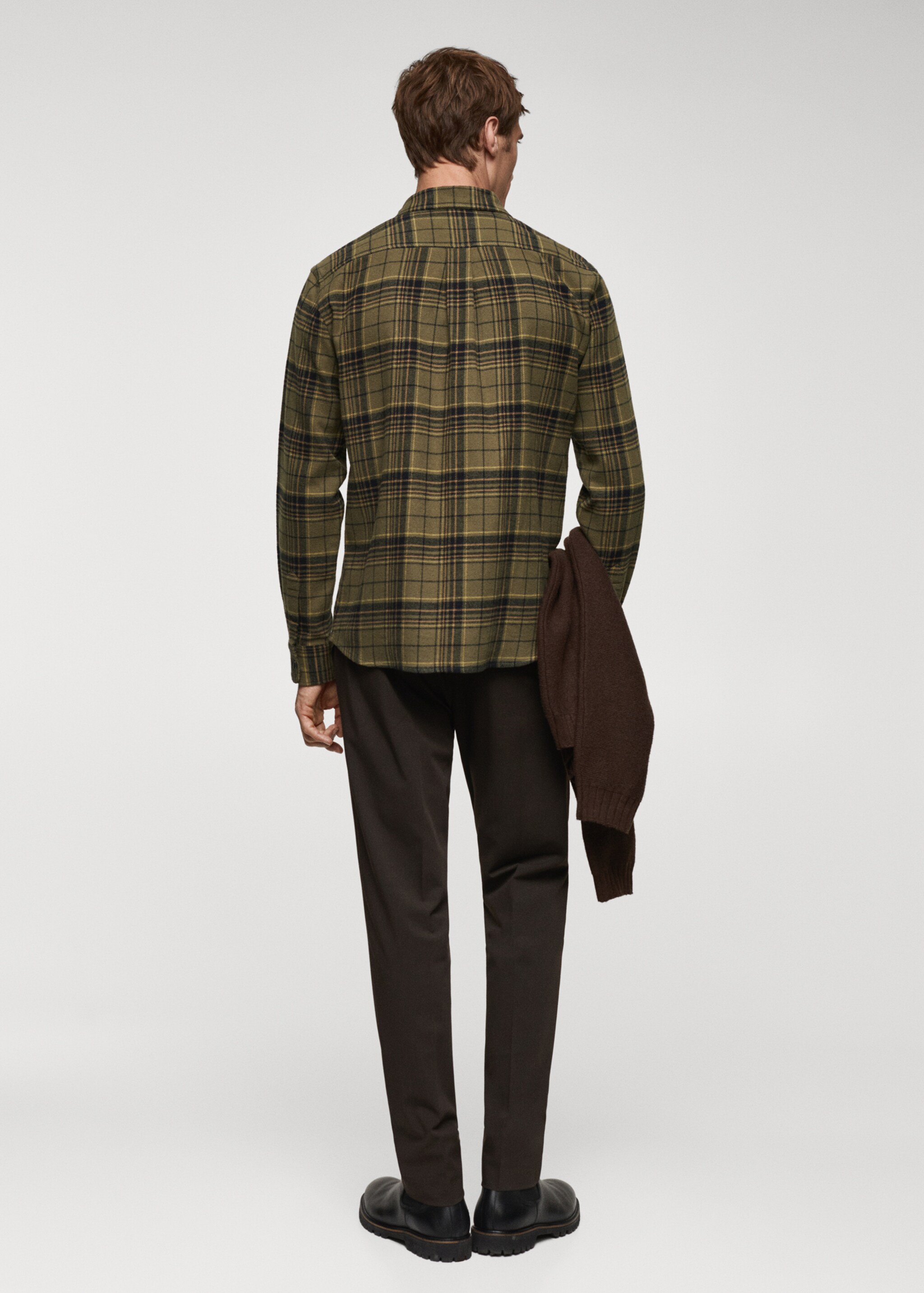 Camisa regular fit franela cuadros - Reverso del artículo, Khaki. Ref: 67080637-00.