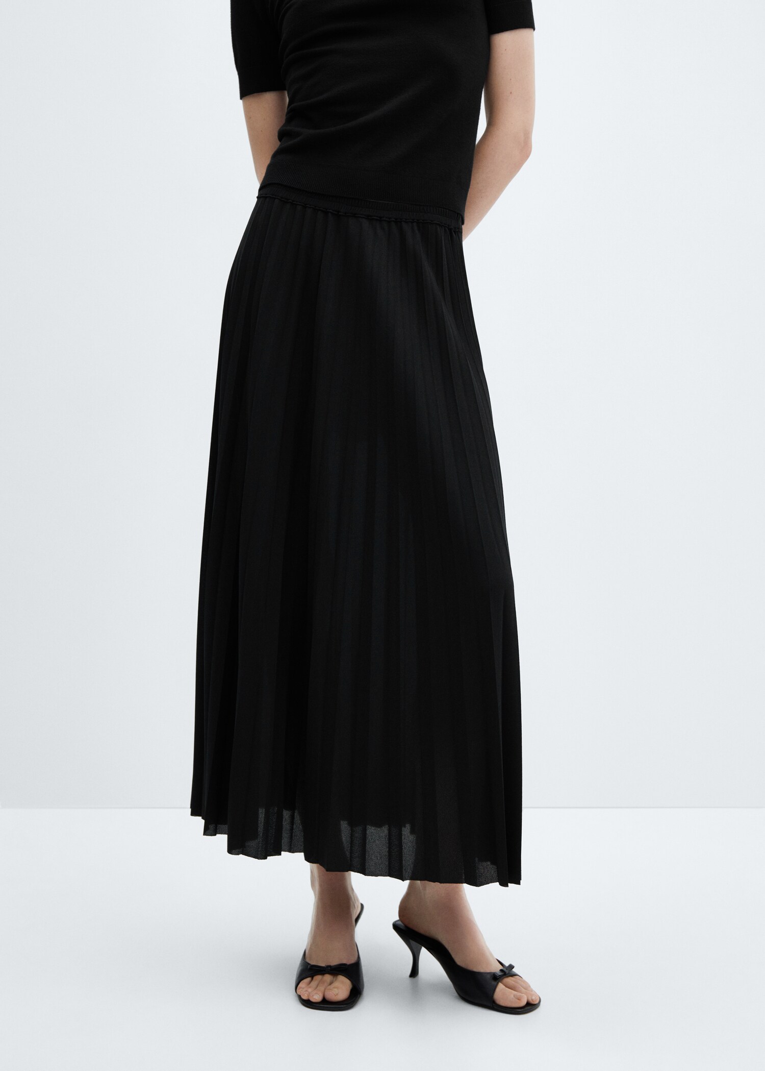 Pleated long skirt - Medium plane