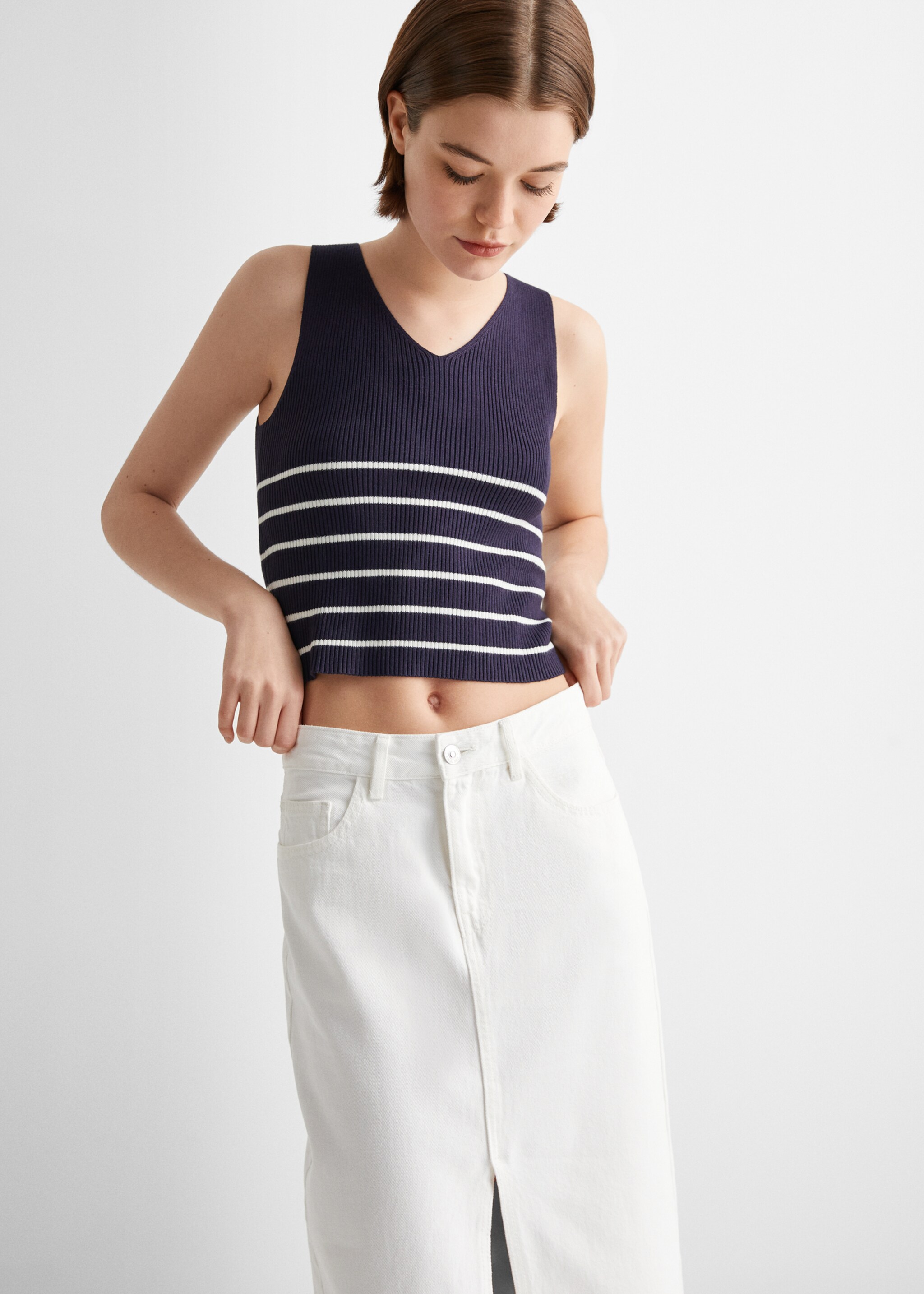 Φούστα denim σκίσιμο - Μεσαίο πλάνο, Λευκό. Ref: 67080674-00.