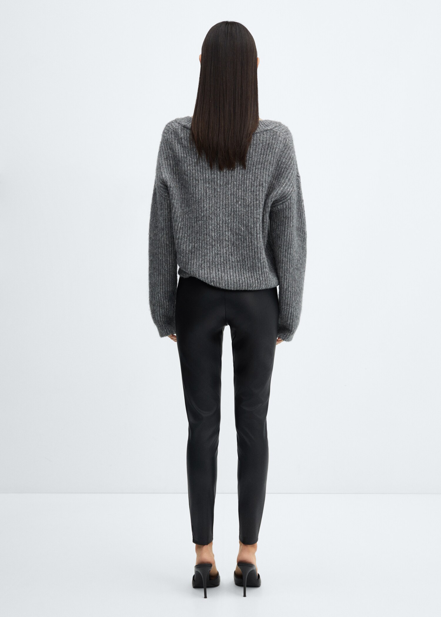 Konstgjort läder leggings - Artikelns baksida