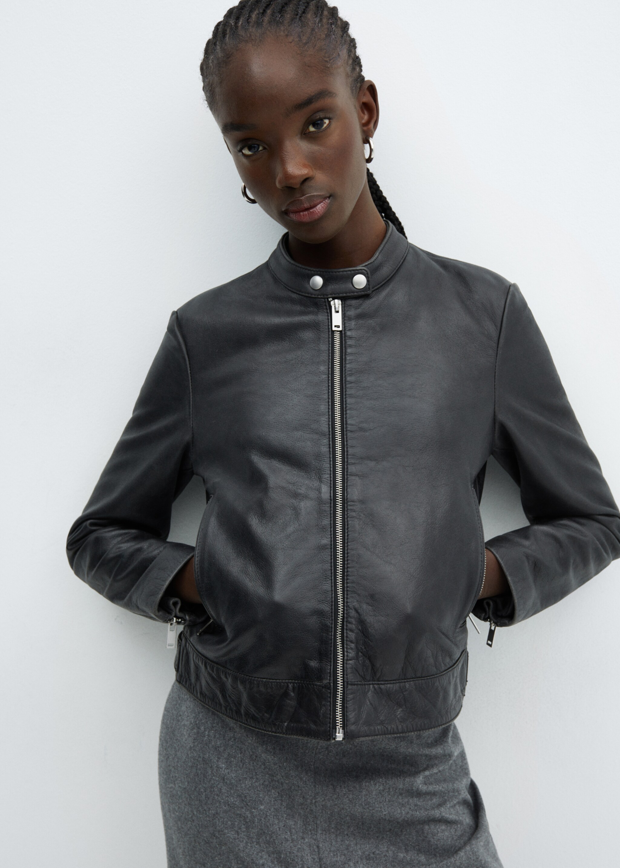 100% leather jacket - Medium plane, Black. Ref: 67081506-00.
