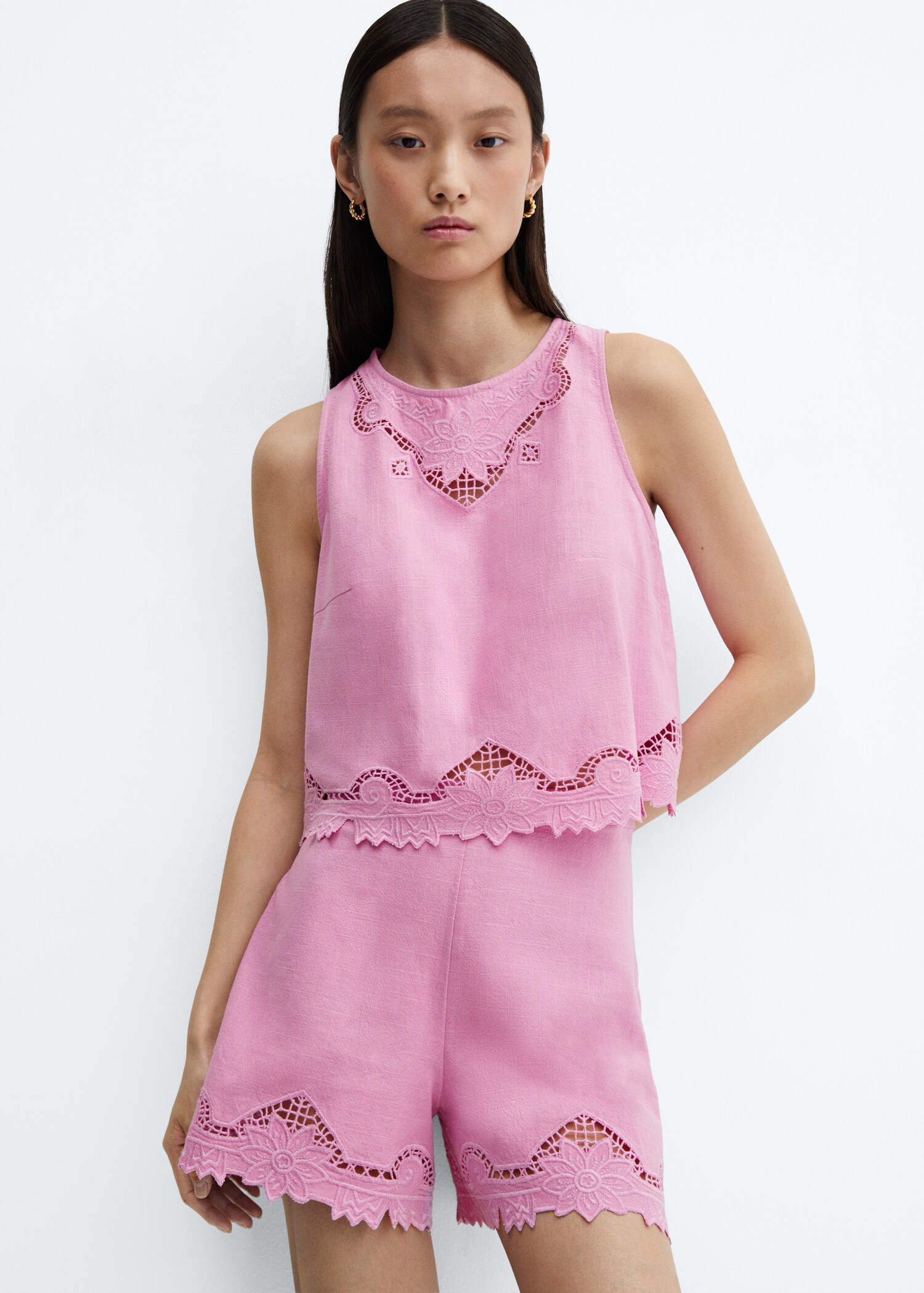Embroidered cotton shorts - Details of the article 1
