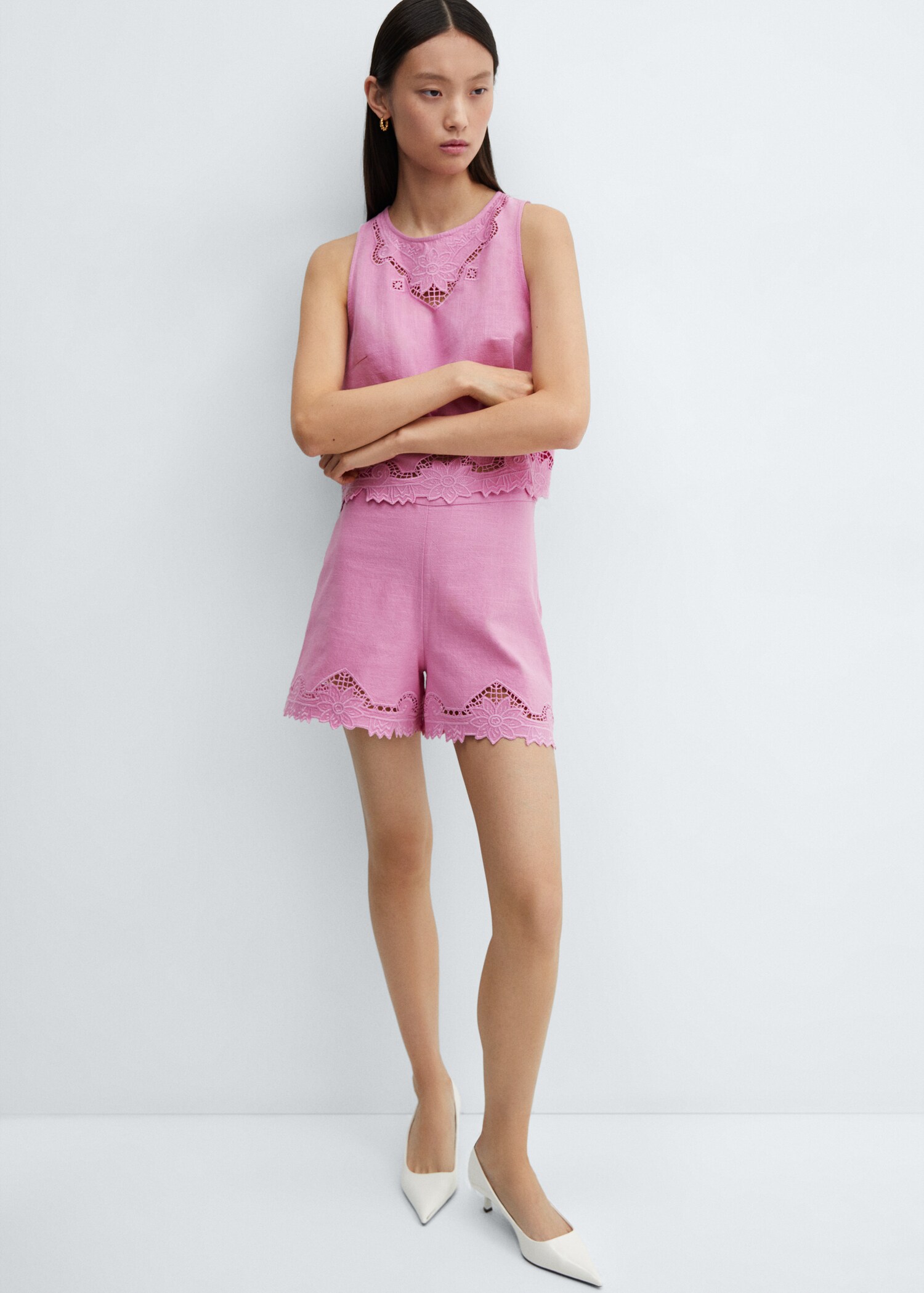 Embroidered cotton shorts - Details of the article 2