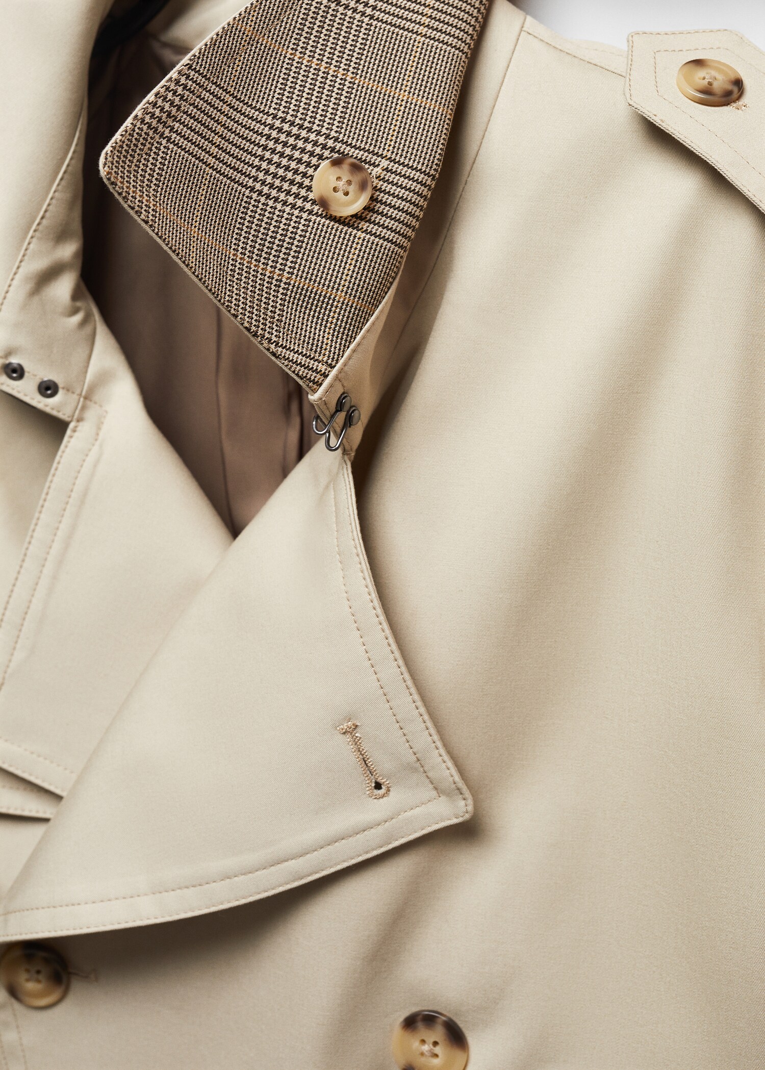 Classic water-repellent trench coat - Details of the article 8