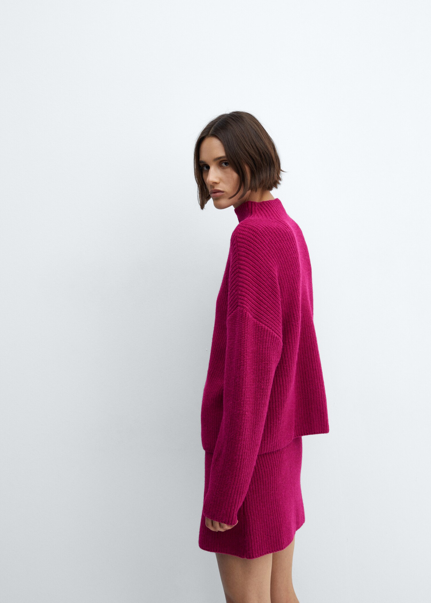 Short knitted skirt - Details of the article 2