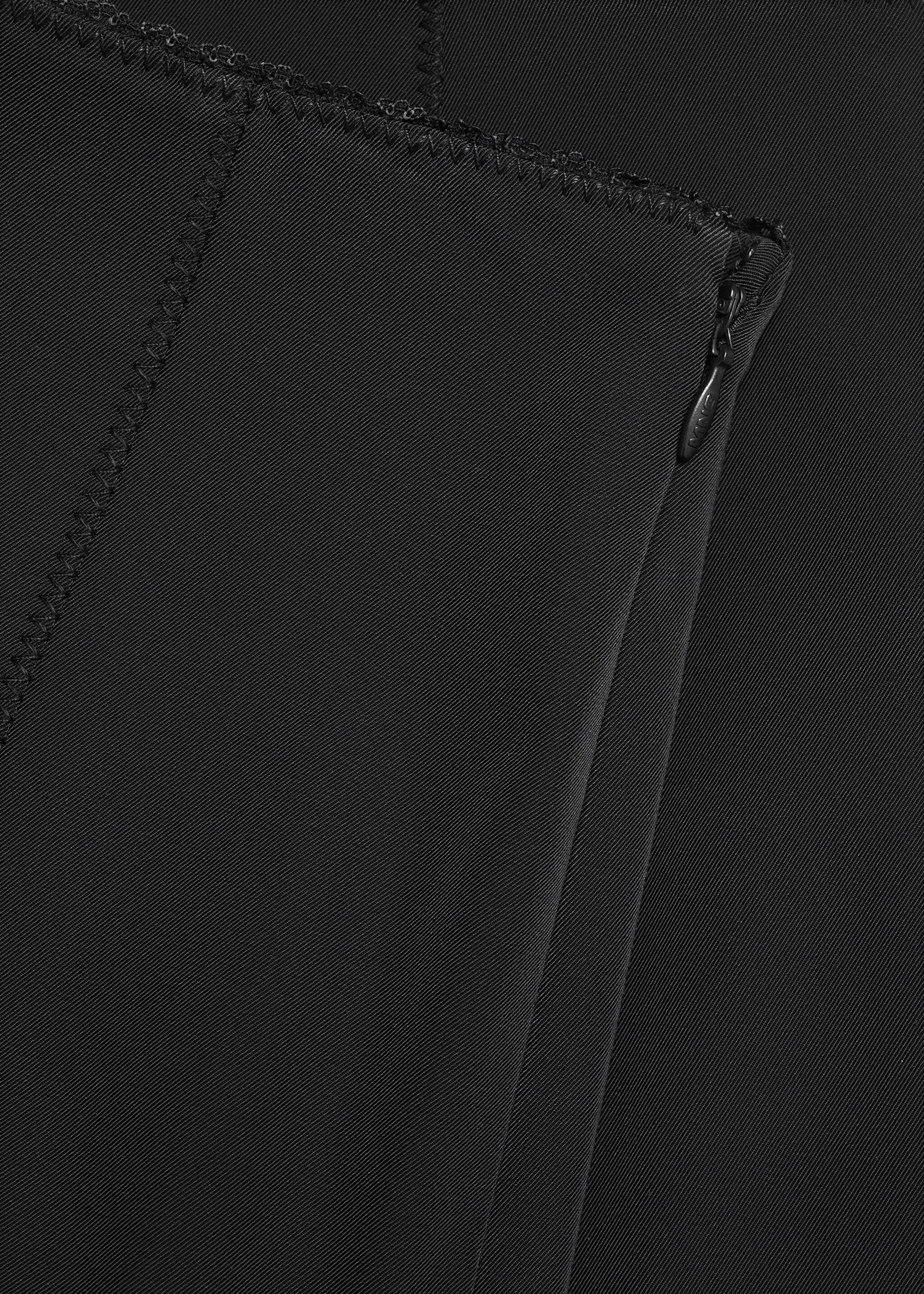 Shorts mit Ziernähten - Detail des Artikels 8