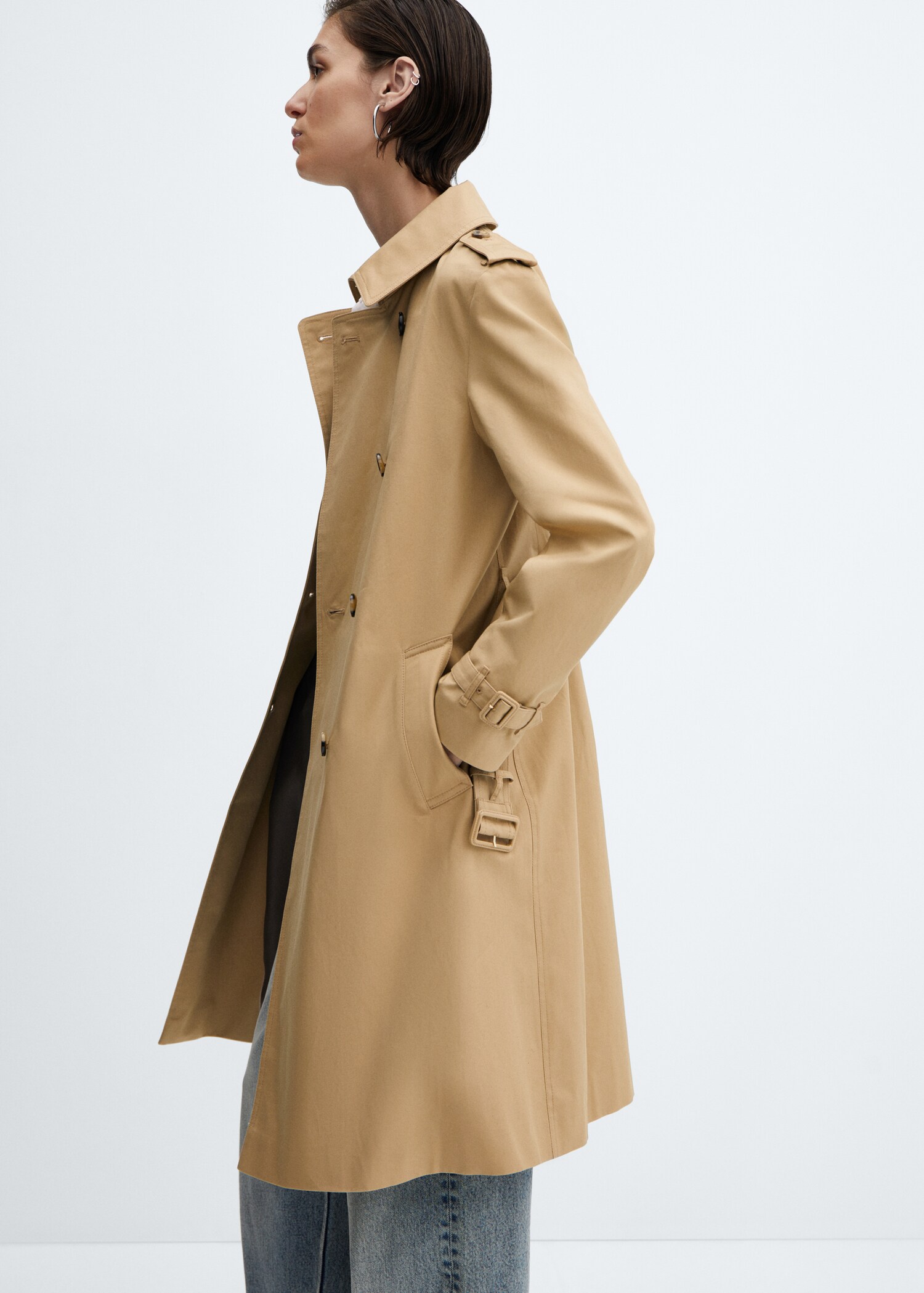 Klassischer Trenchcoat mit Gürtel - Detail des Artikels 2