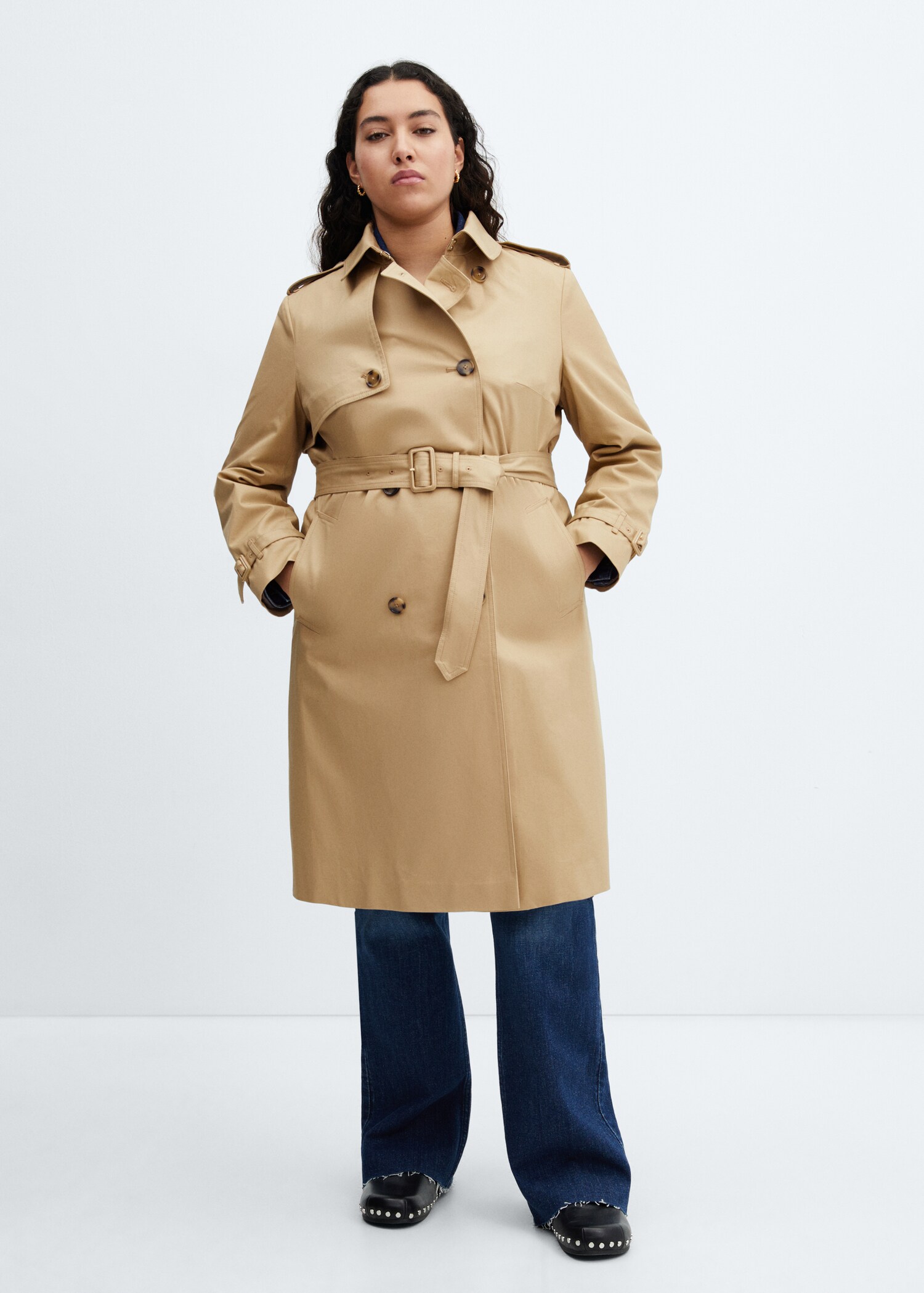 Klassischer Trenchcoat mit Gürtel - Detail des Artikels 3