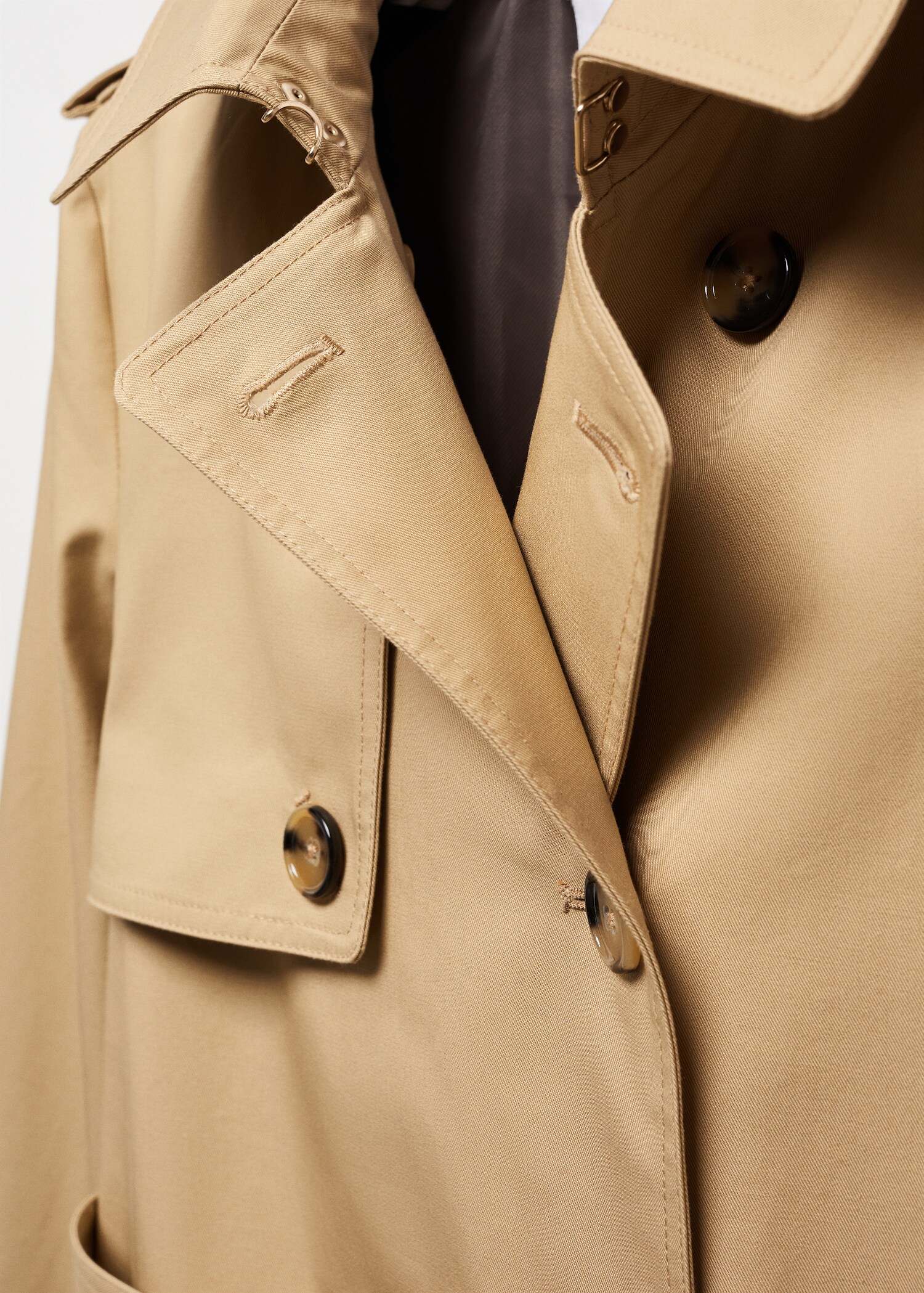 Klassischer Trenchcoat mit Gürtel - Detail des Artikels 8