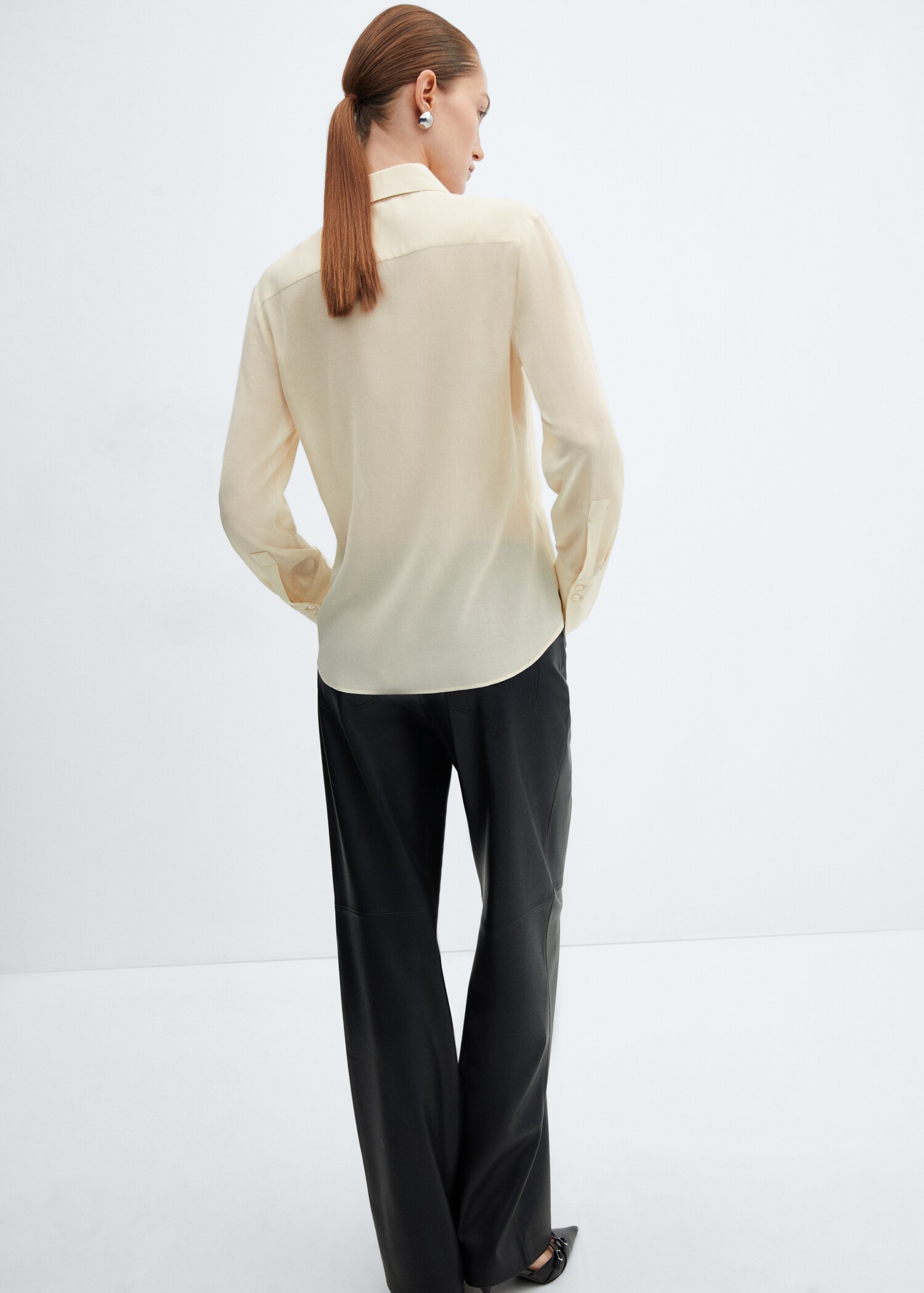 Chemise fluide à boutons - Verso de l’article