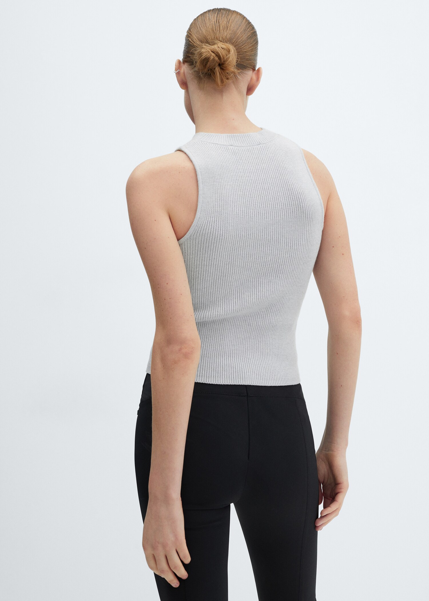 Ribbed knit top - Reverse of the article