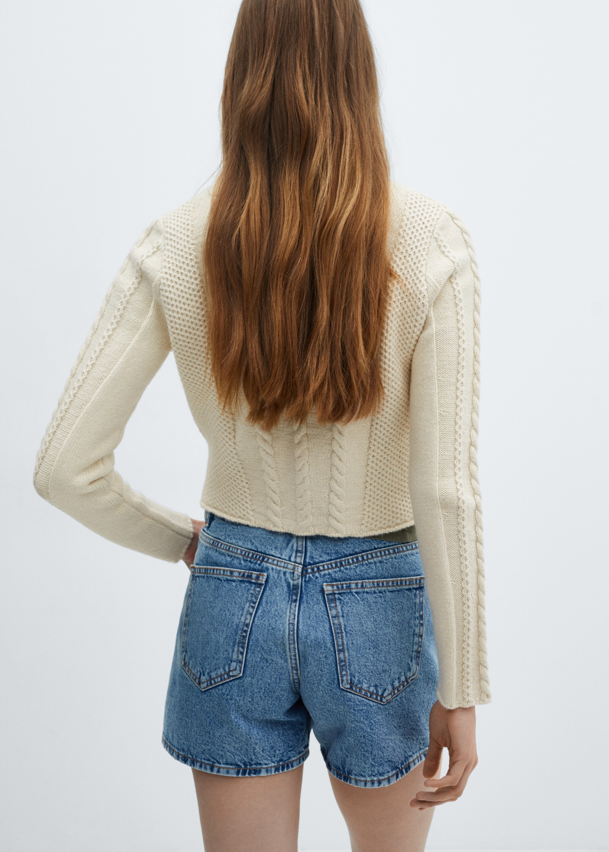 Buttoned knit braided cardigan - Reverse of the article, Ecru. Ref: 67084056-00.