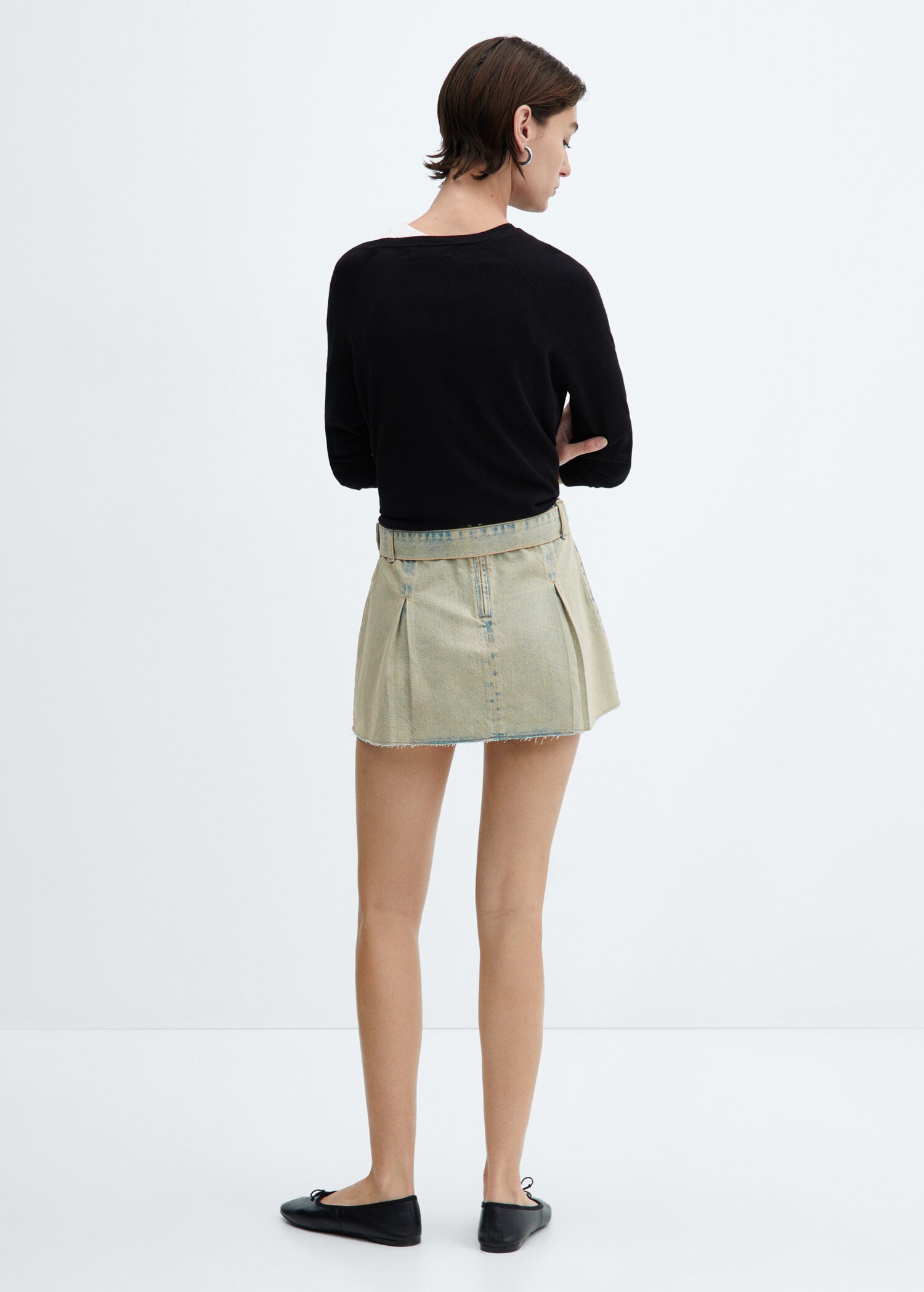 Denim mini-skirt with belt - Reverse of the article