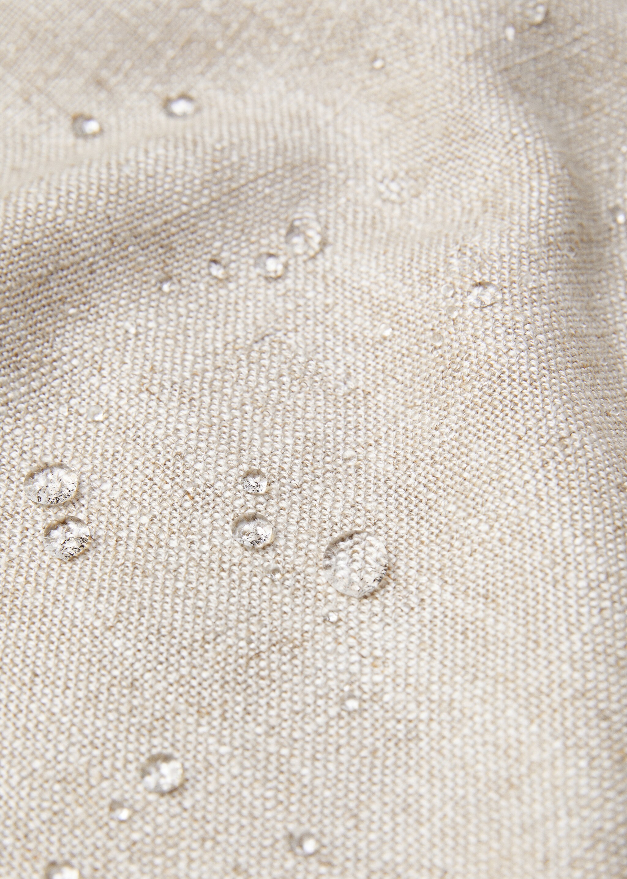 Water-repellent linen tablecloth 150x200cm - Details of the article 2, Sand. Ref: 67084065-00.