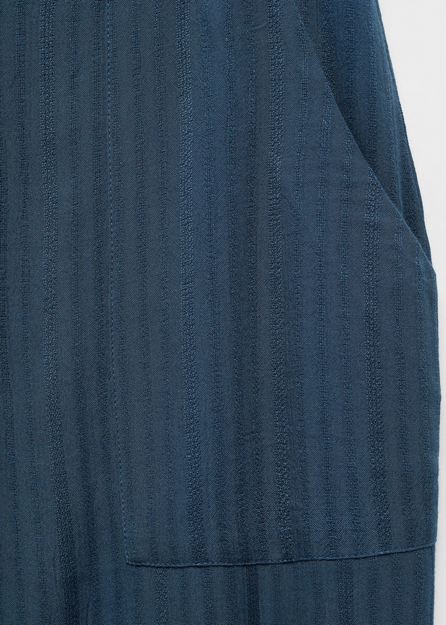 Straight striped trousers - Details of the article 8
