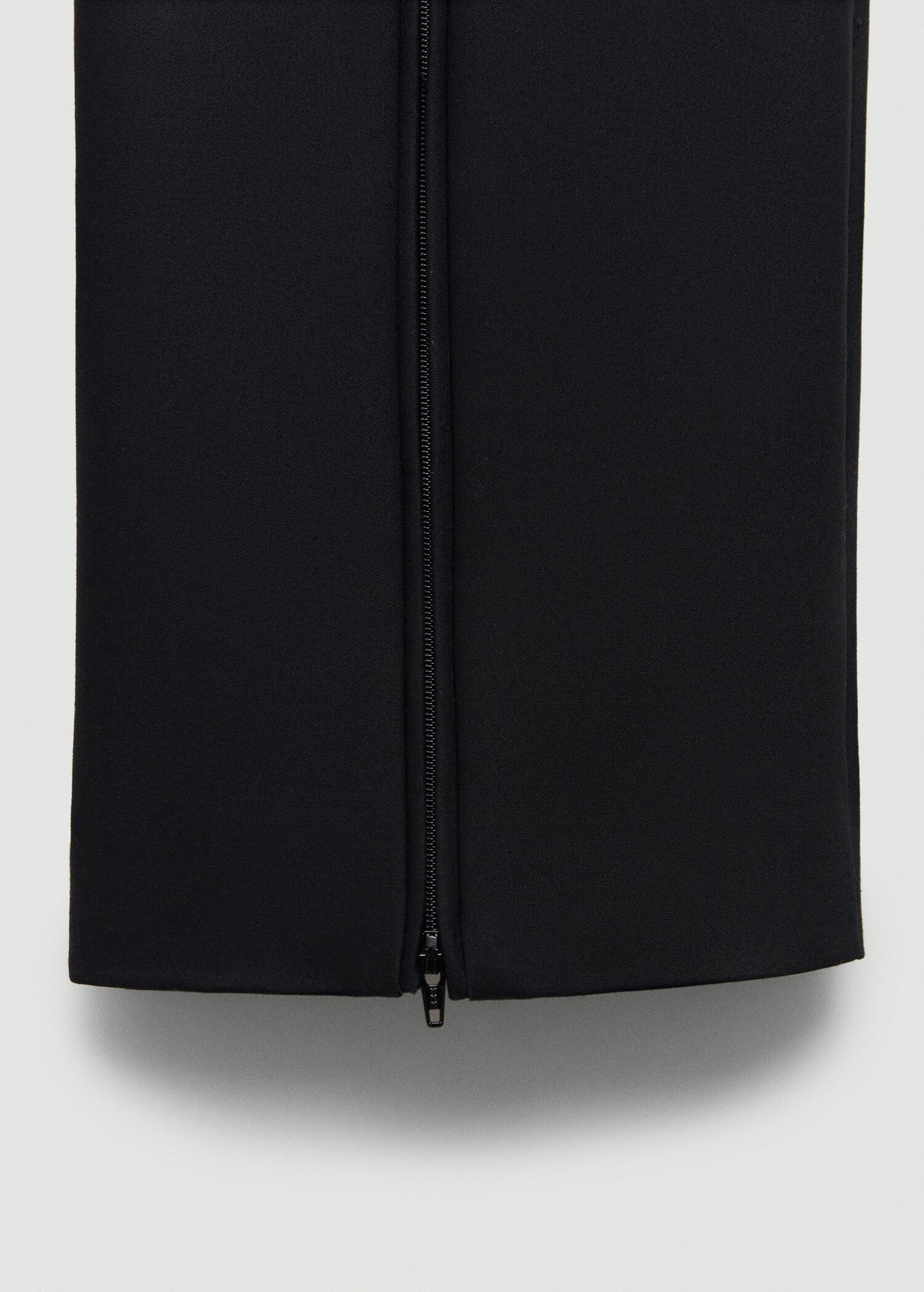 Side slit suit trousers - Details of the article 8