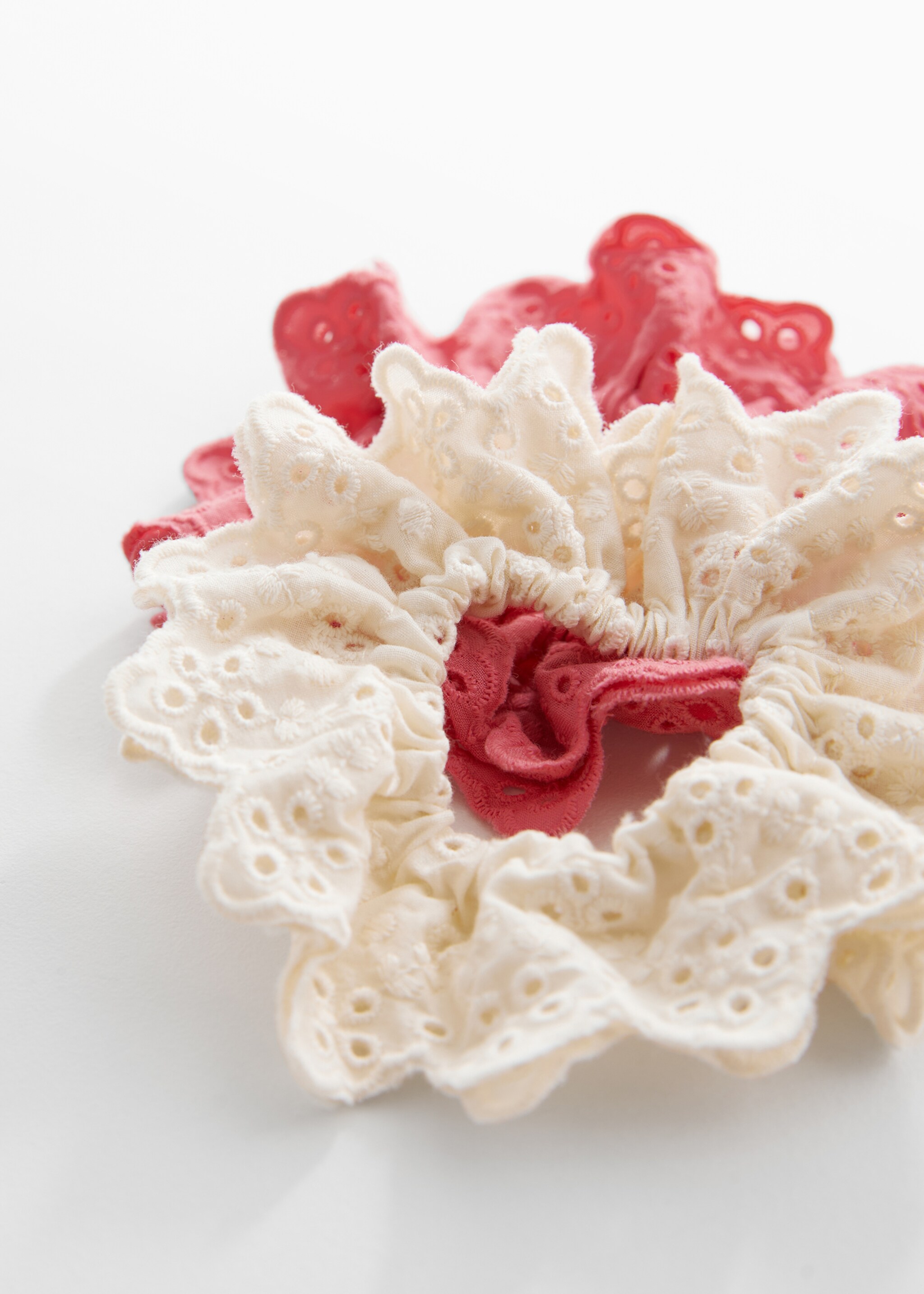 2-pack texture scrunchies - Medium plane, Off White. Ref: 67084770-00.