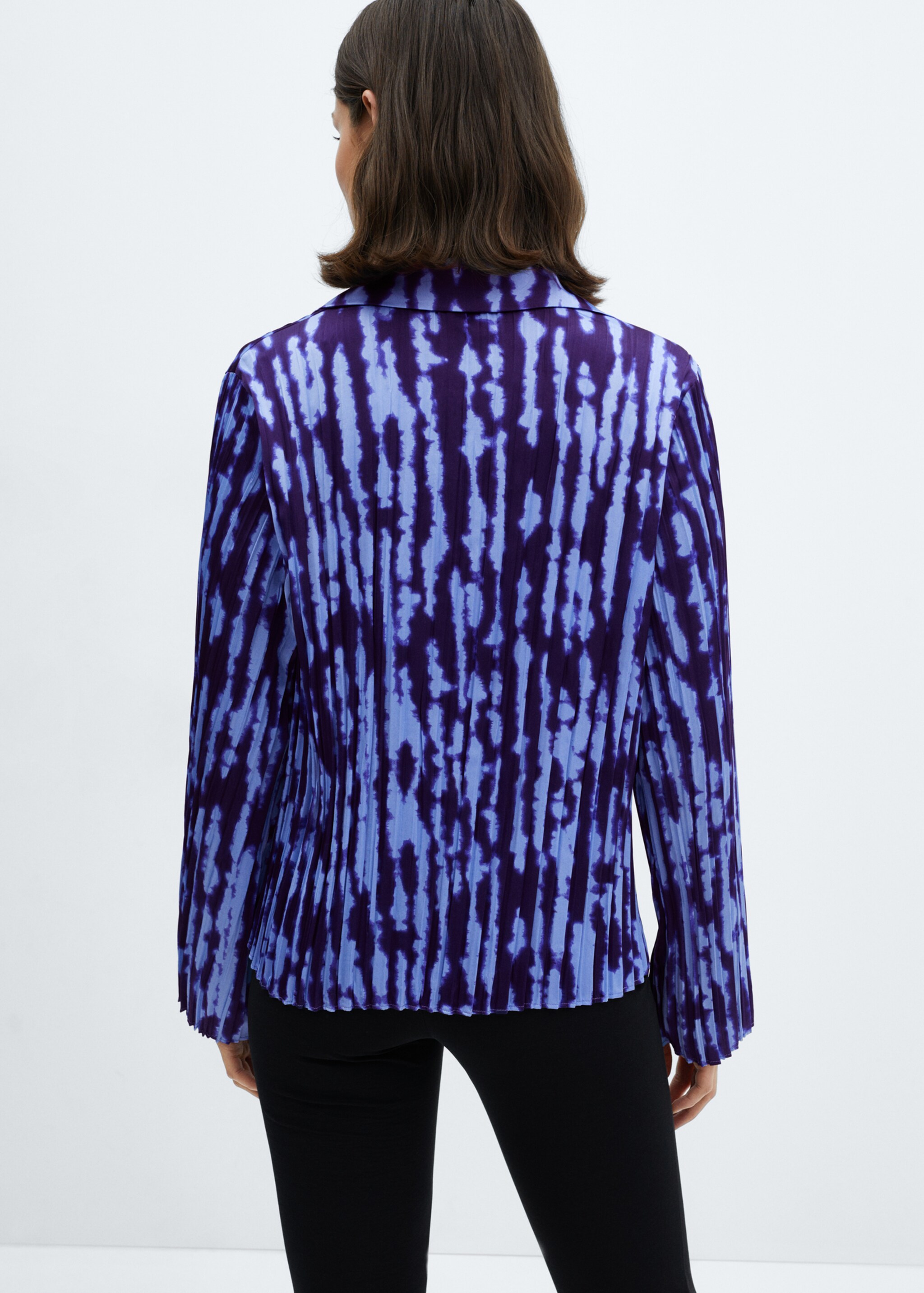 Gemustertes Hemd mit Raffdetails - R&uuml;ckseite des Artikels