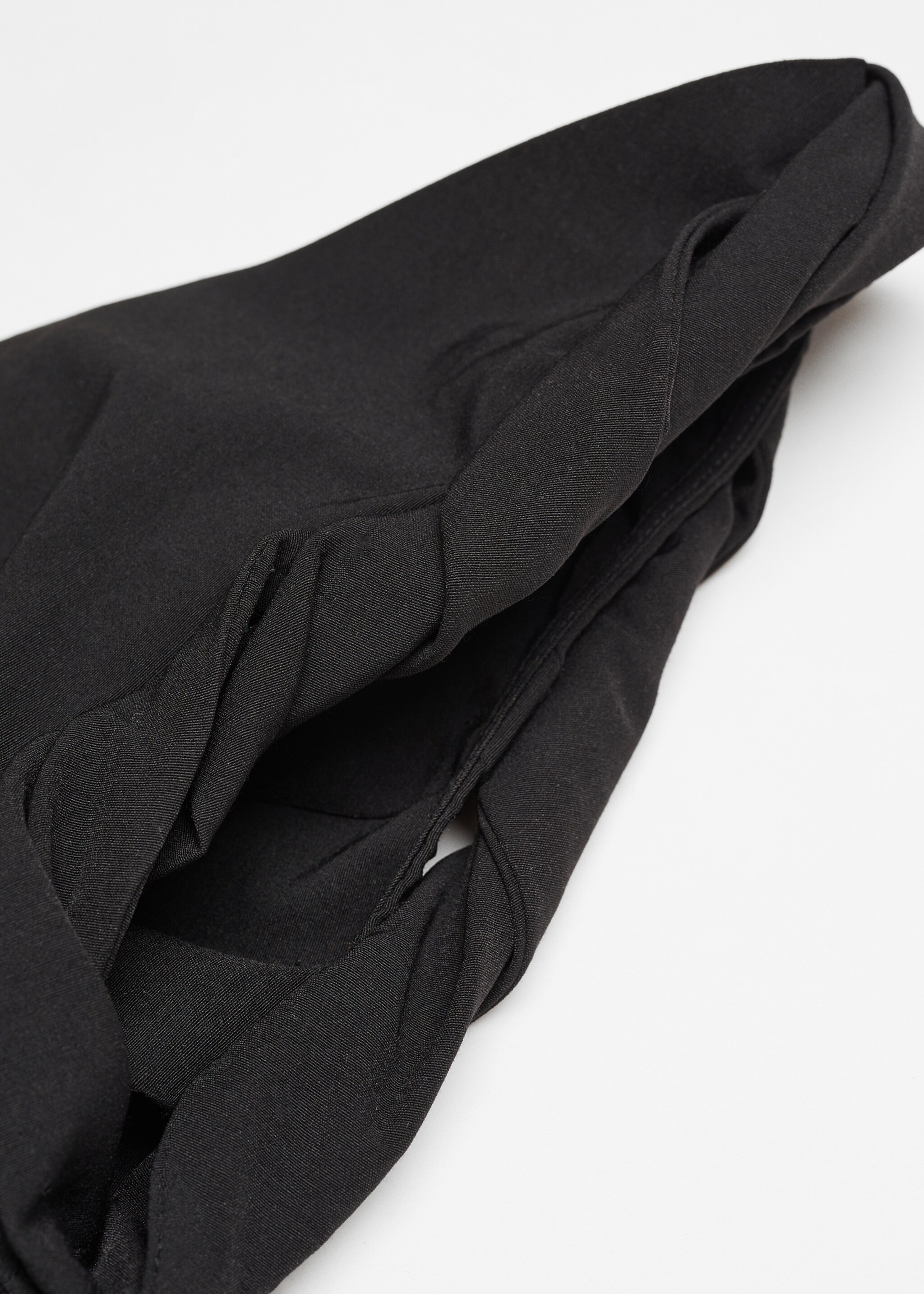 Asymmetric ruched top - Details of the article 8, Black. Ref: 67085739-00.