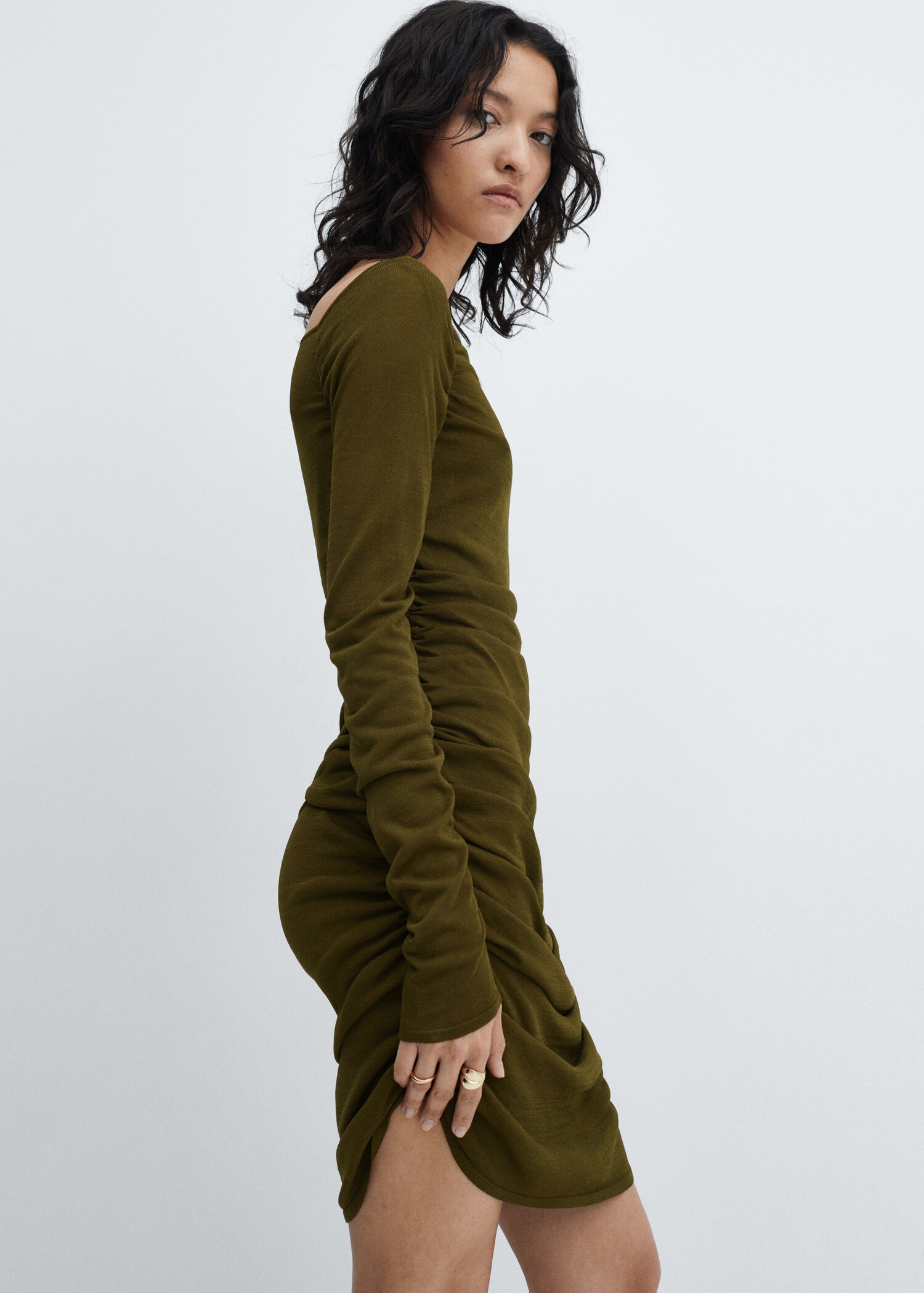 Gathered dress with square neckline - Medium plane