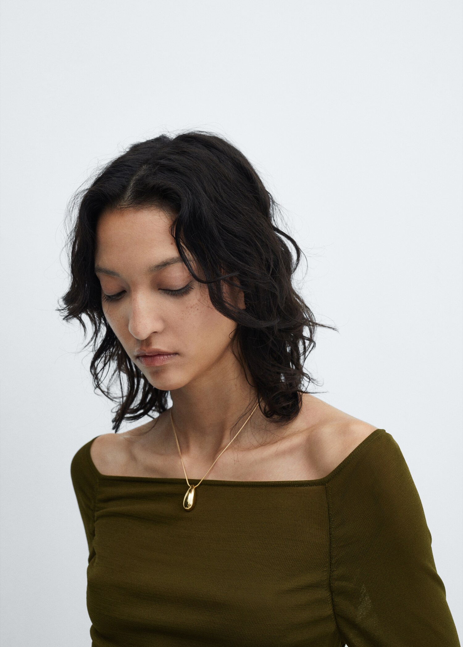 Gathered dress with square neckline - Details of the article 1