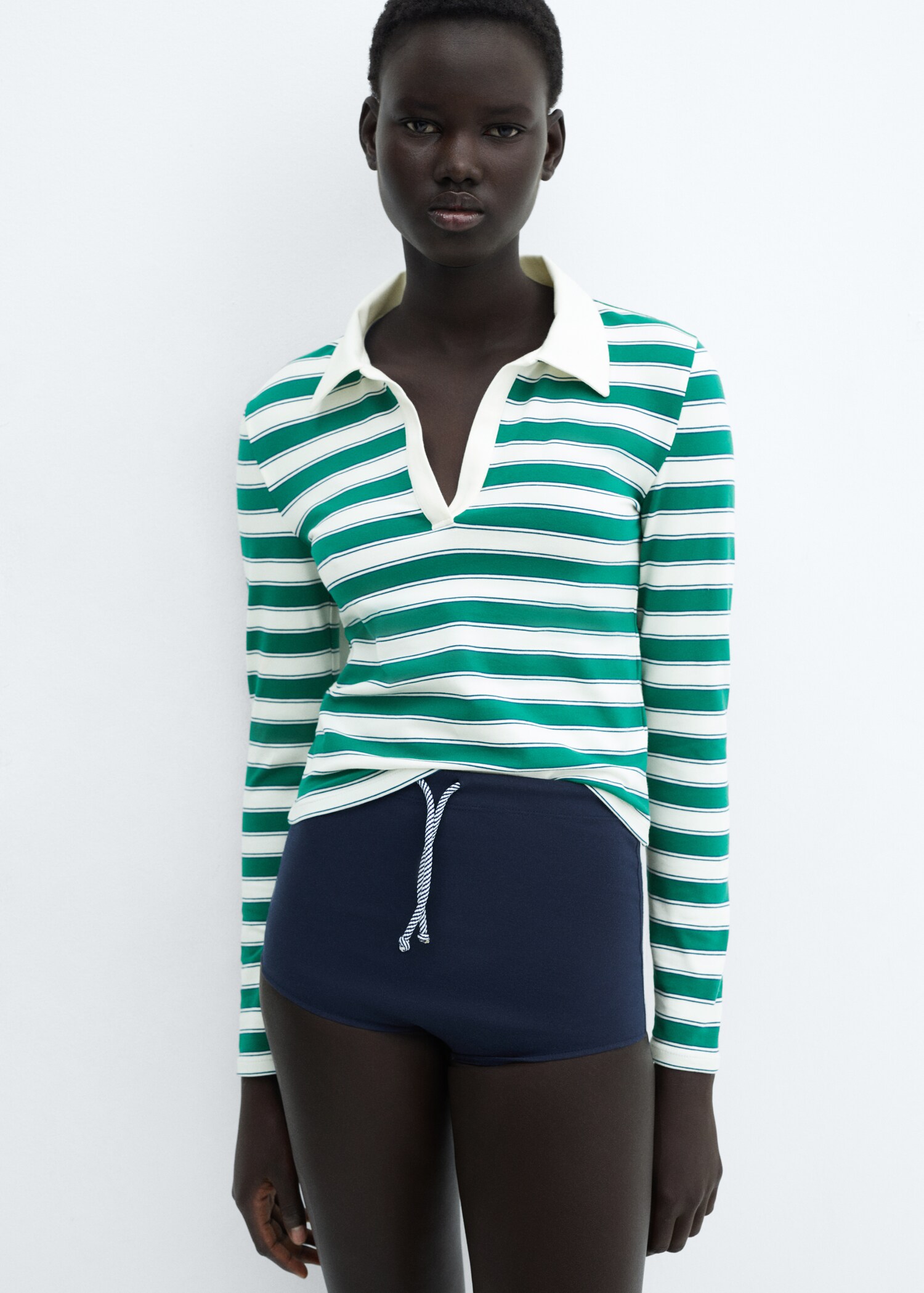 V-neck striped polo shirt - Medium plane