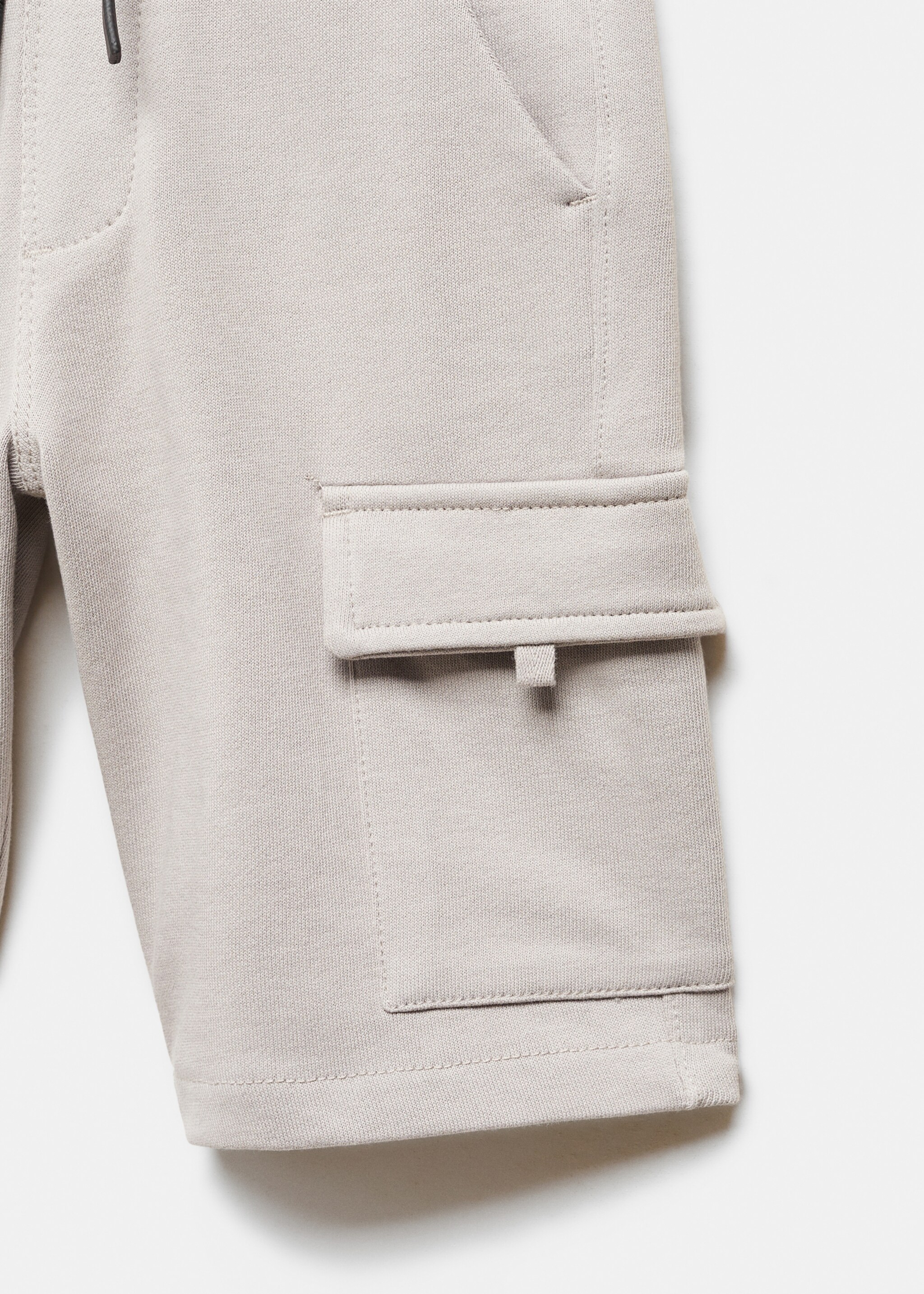 Cargo Bermuda shorts - Details of the article 8, Light/Pastel Grey. Ref: 67085993-00.