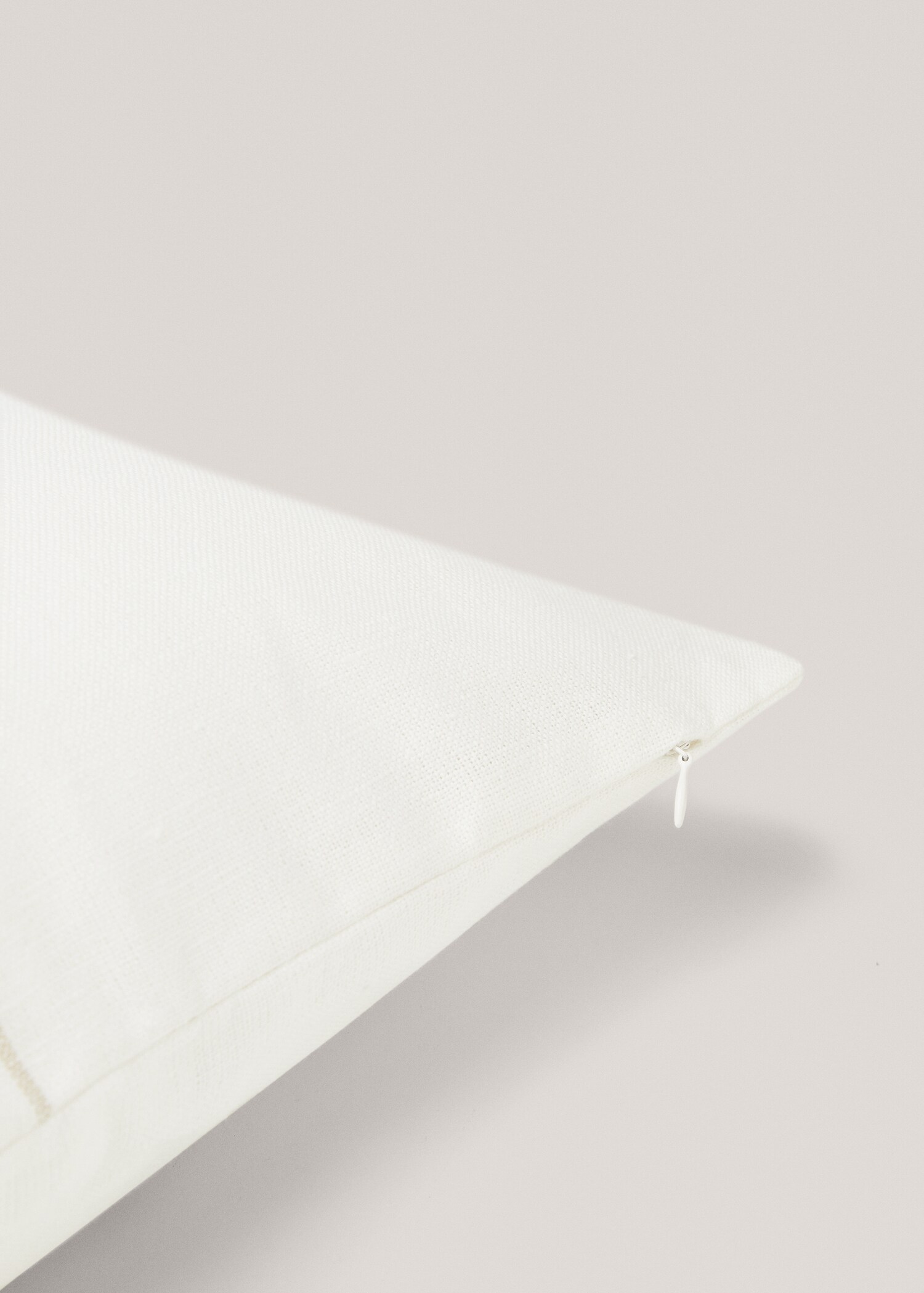 Stripe-print cotton linen cushion cover 50x50cm - Details of the article 3
