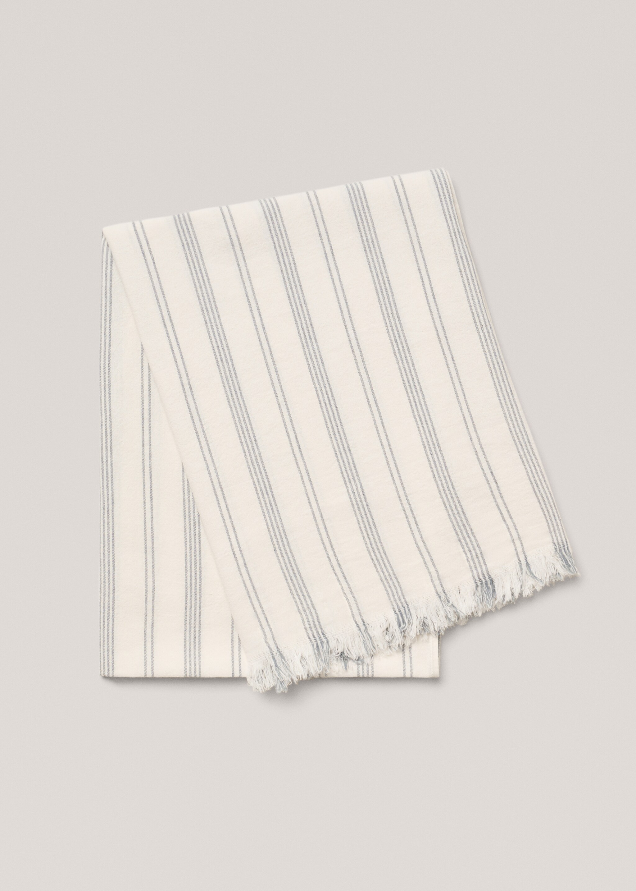 Stripe-printed beach sarong towel - Details of the article 1, Indigo Blue. Ref: 67086035-00.