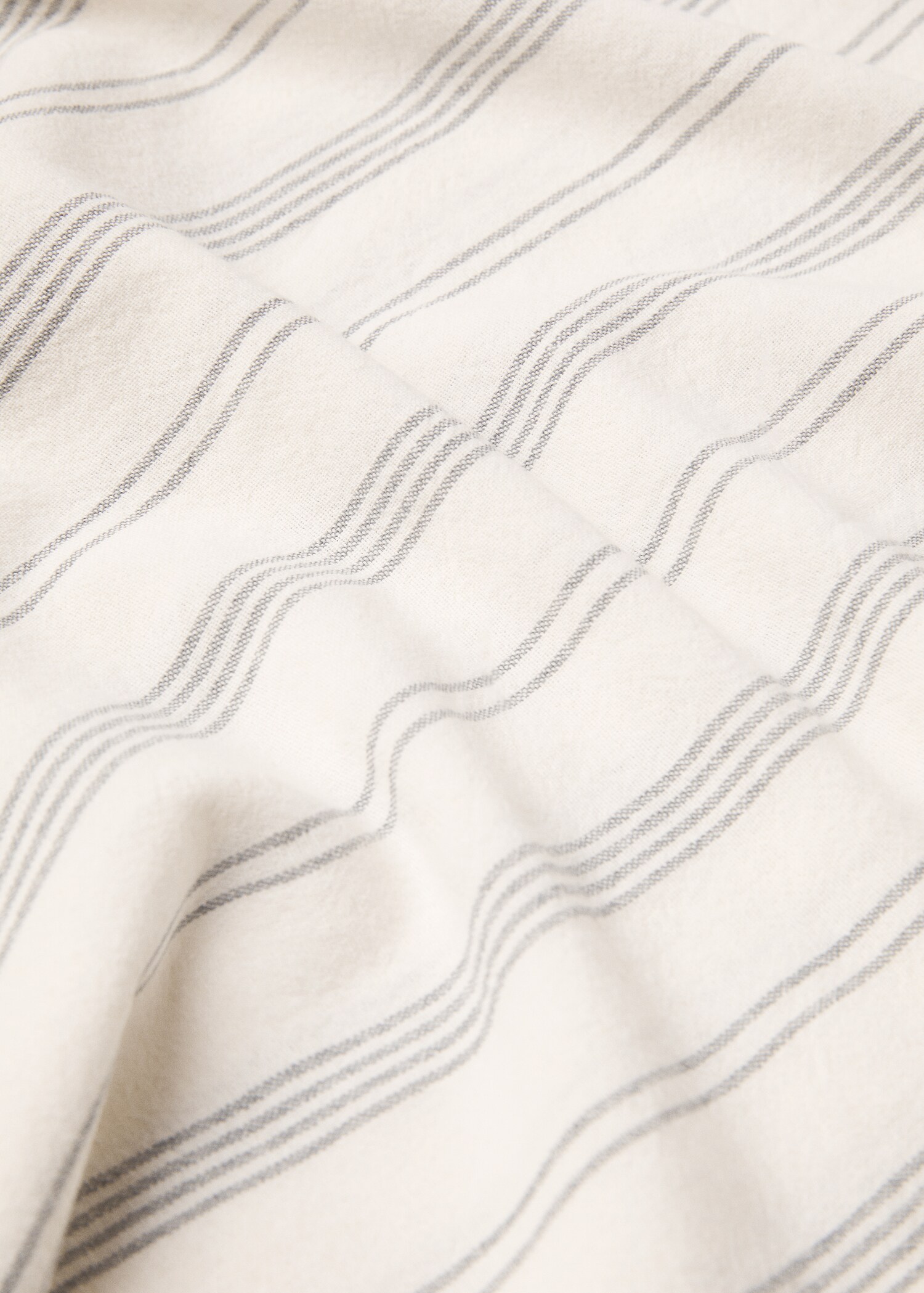 Stripe-printed beach sarong towel - Details of the article 3
