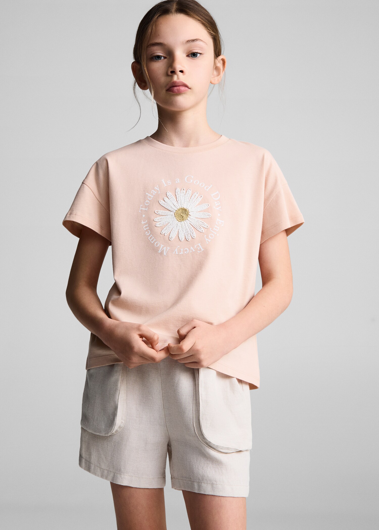 Embossed flowers t-shirt - Medium plane