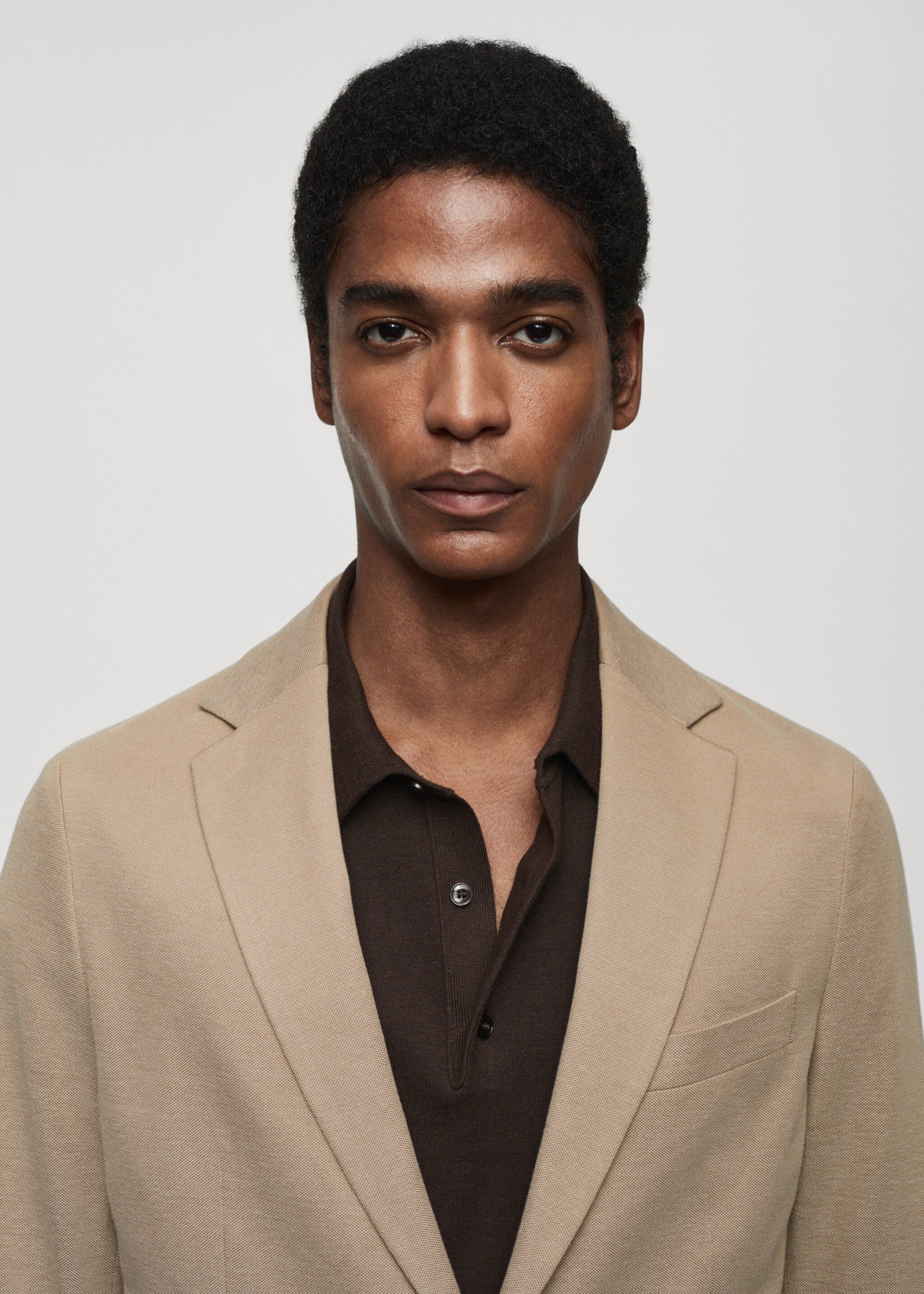 Structured slim fit cotton blazer - Details of the article 1, Medium Brown. Ref: 67086311-00.