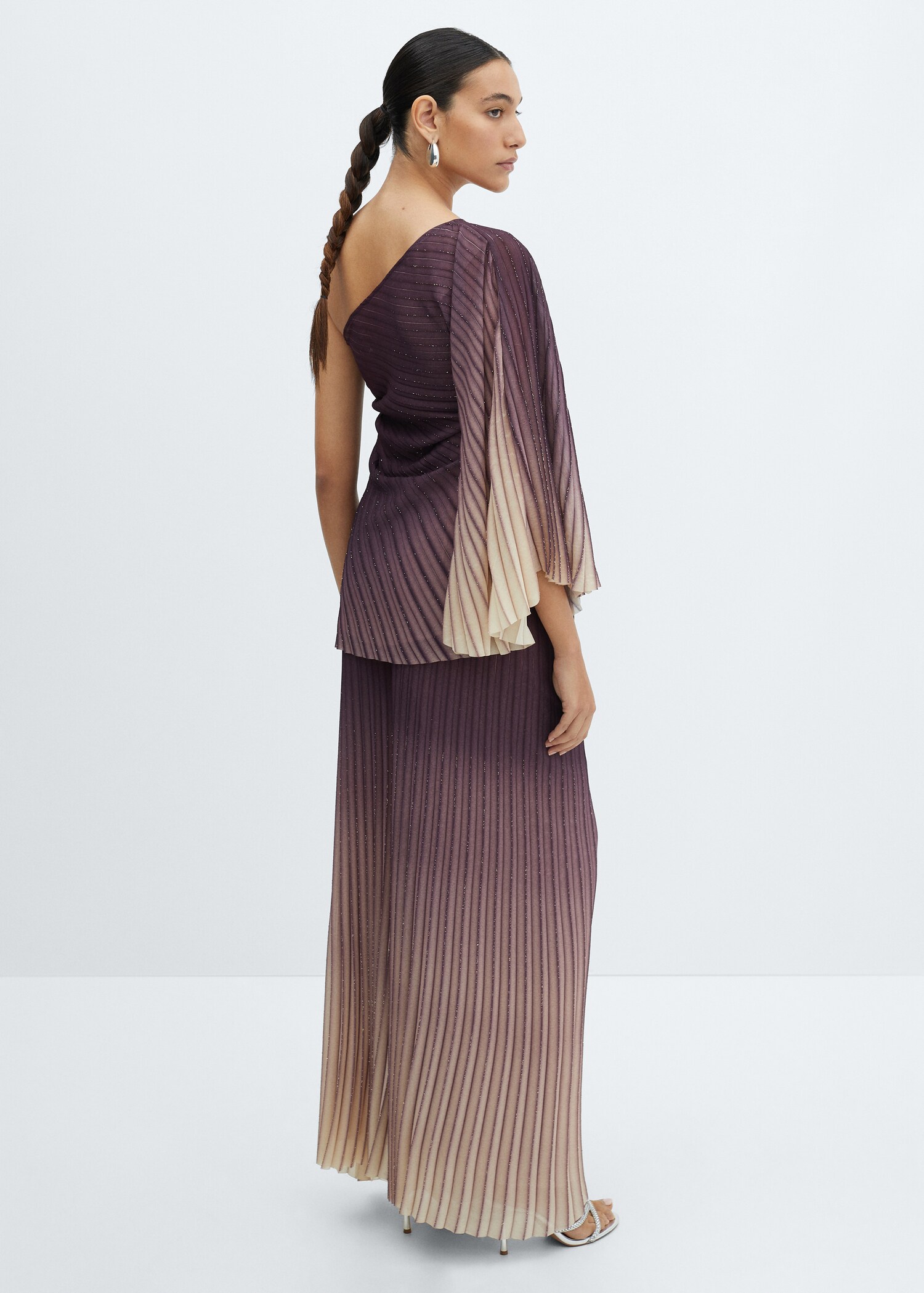 Pleated wide leg pants - Reverse of the article