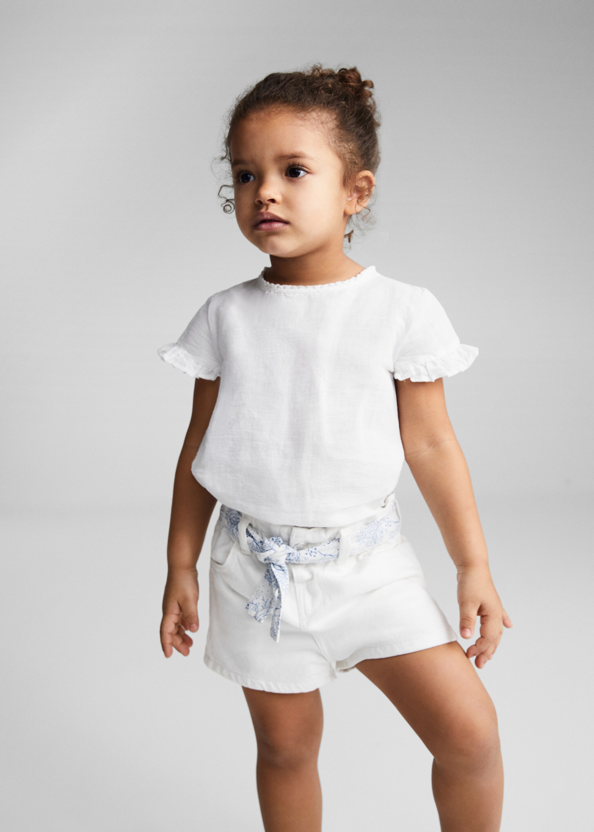 Paperbag-Jeansshorts - Mittlere Ansicht
