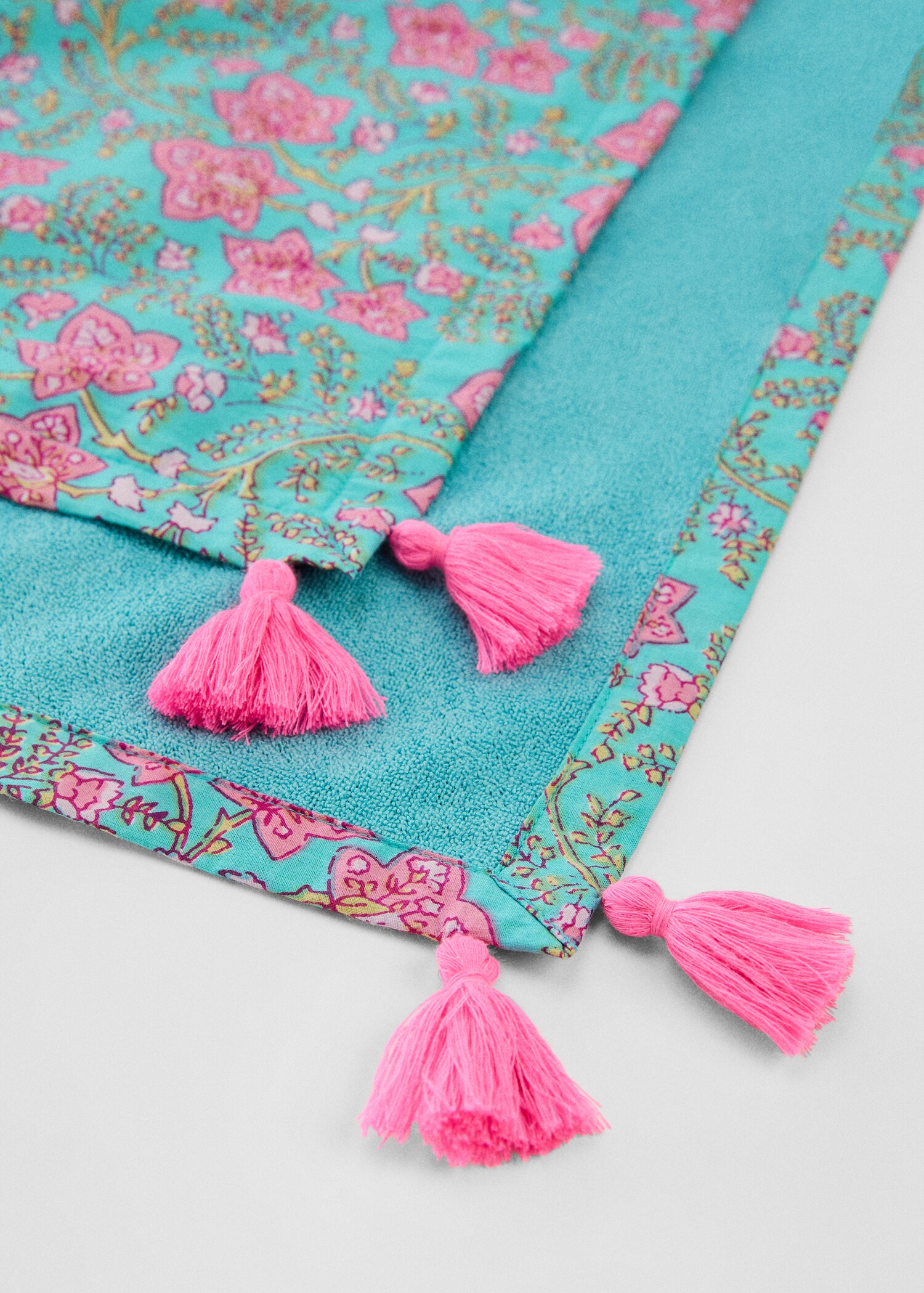 Towel flowers - Details of the article 1