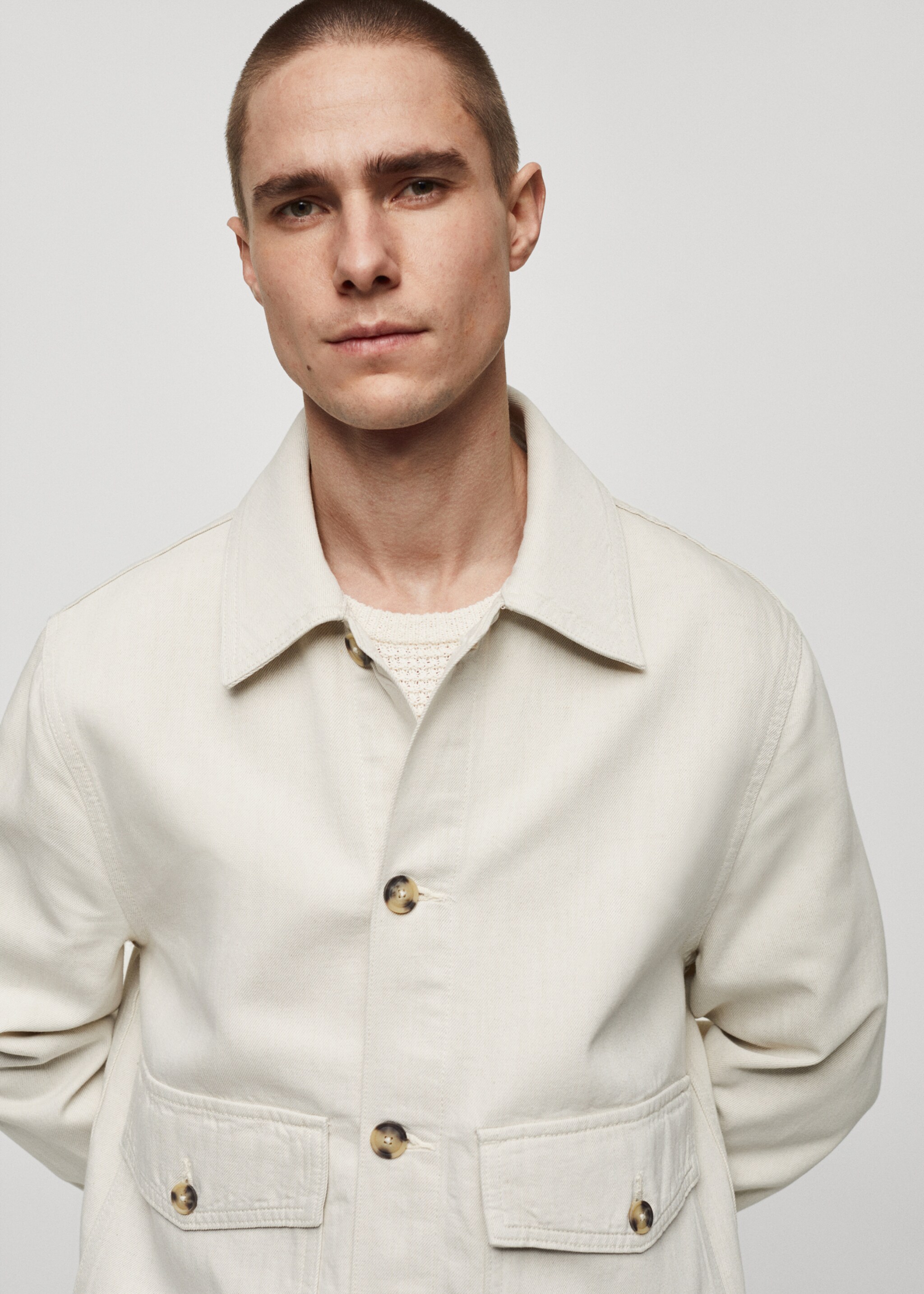 Linen cotton overshirt with pockets - Details of the article 1